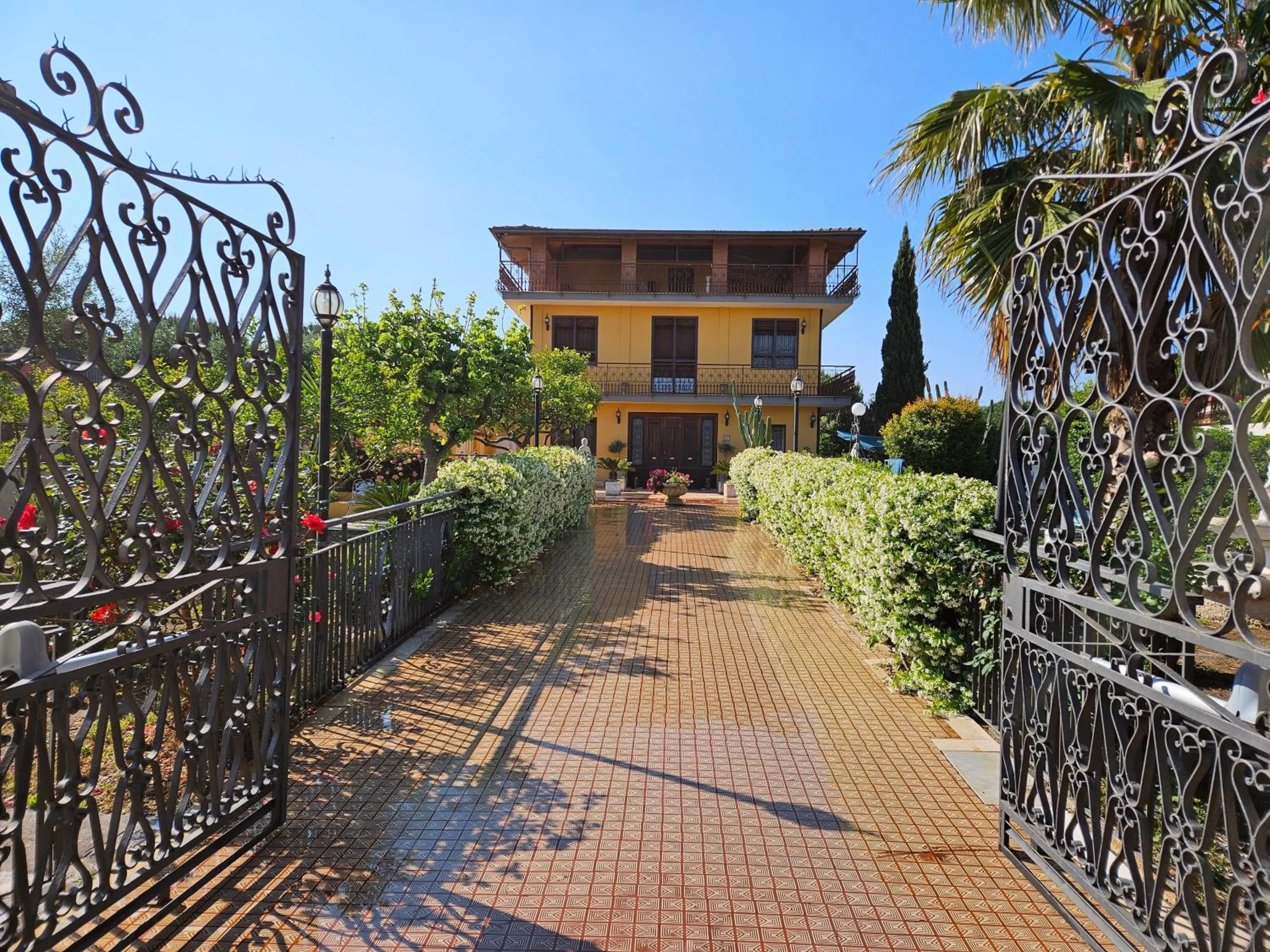 Property building in Villa Sicels - Agnone Beach - Syracuse