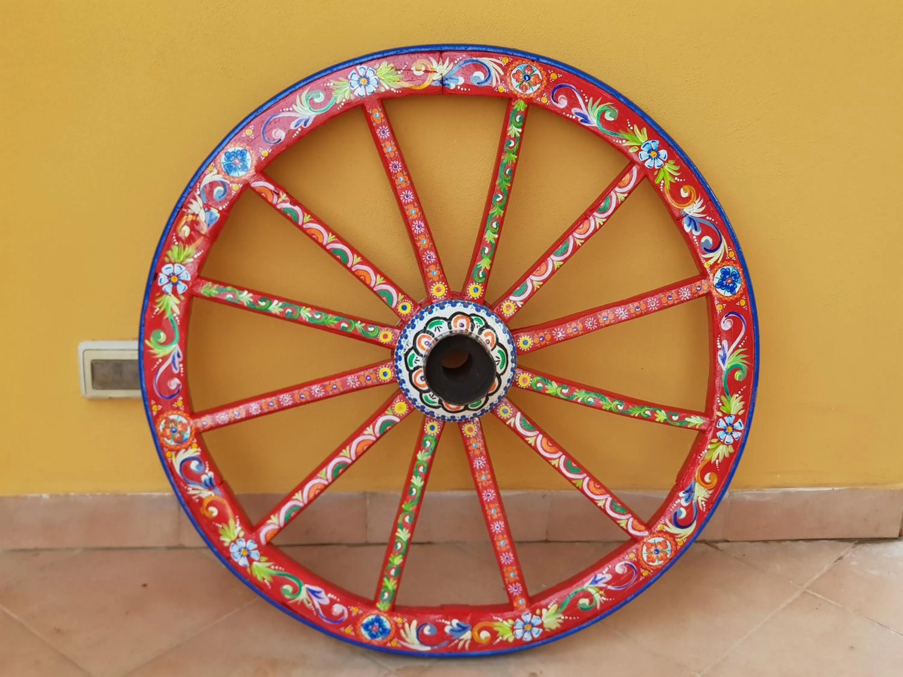 Decorative detail in Villa Sicels - Agnone Beach - Syracuse