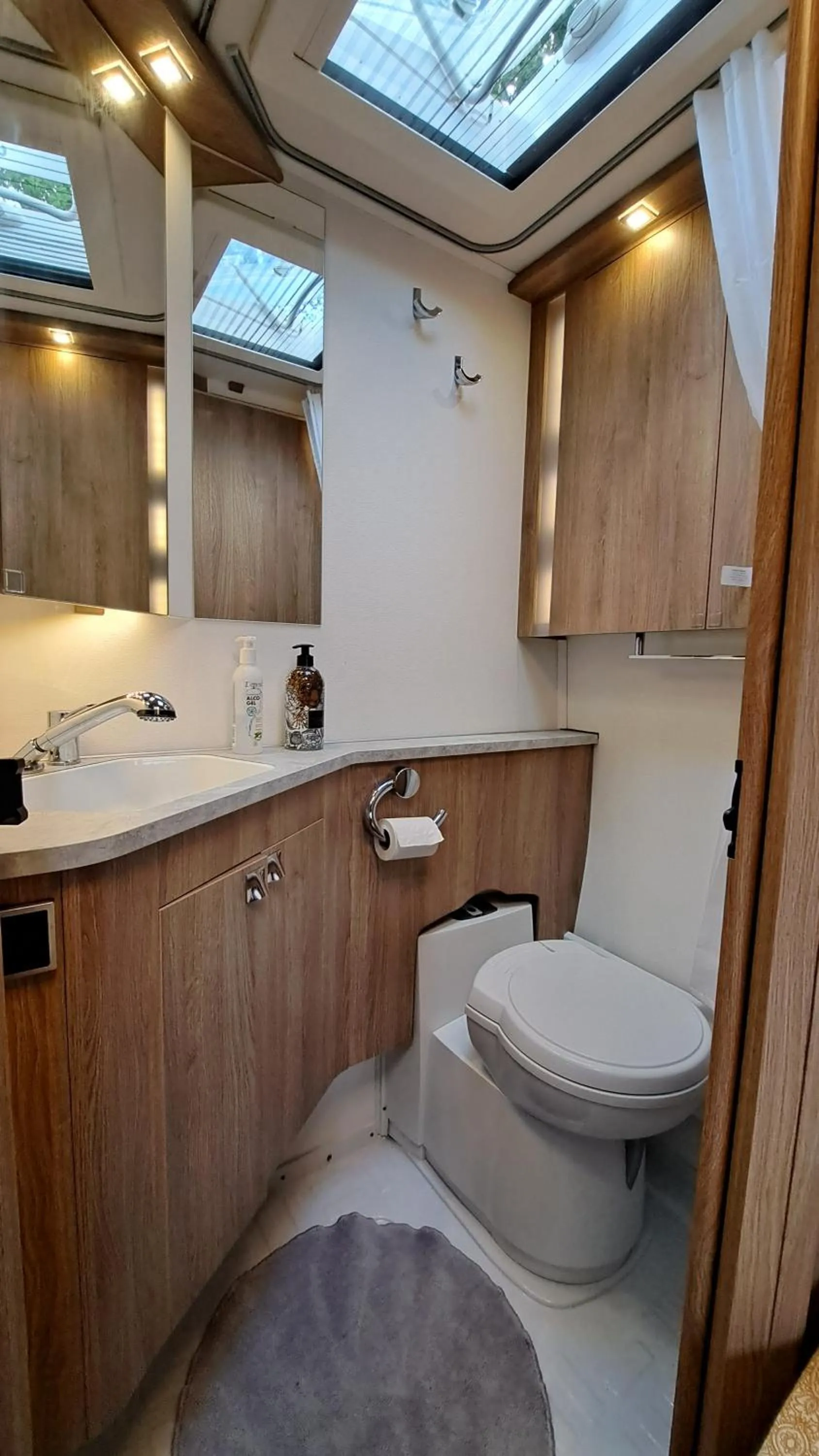 Shower in Évika boutique hotel