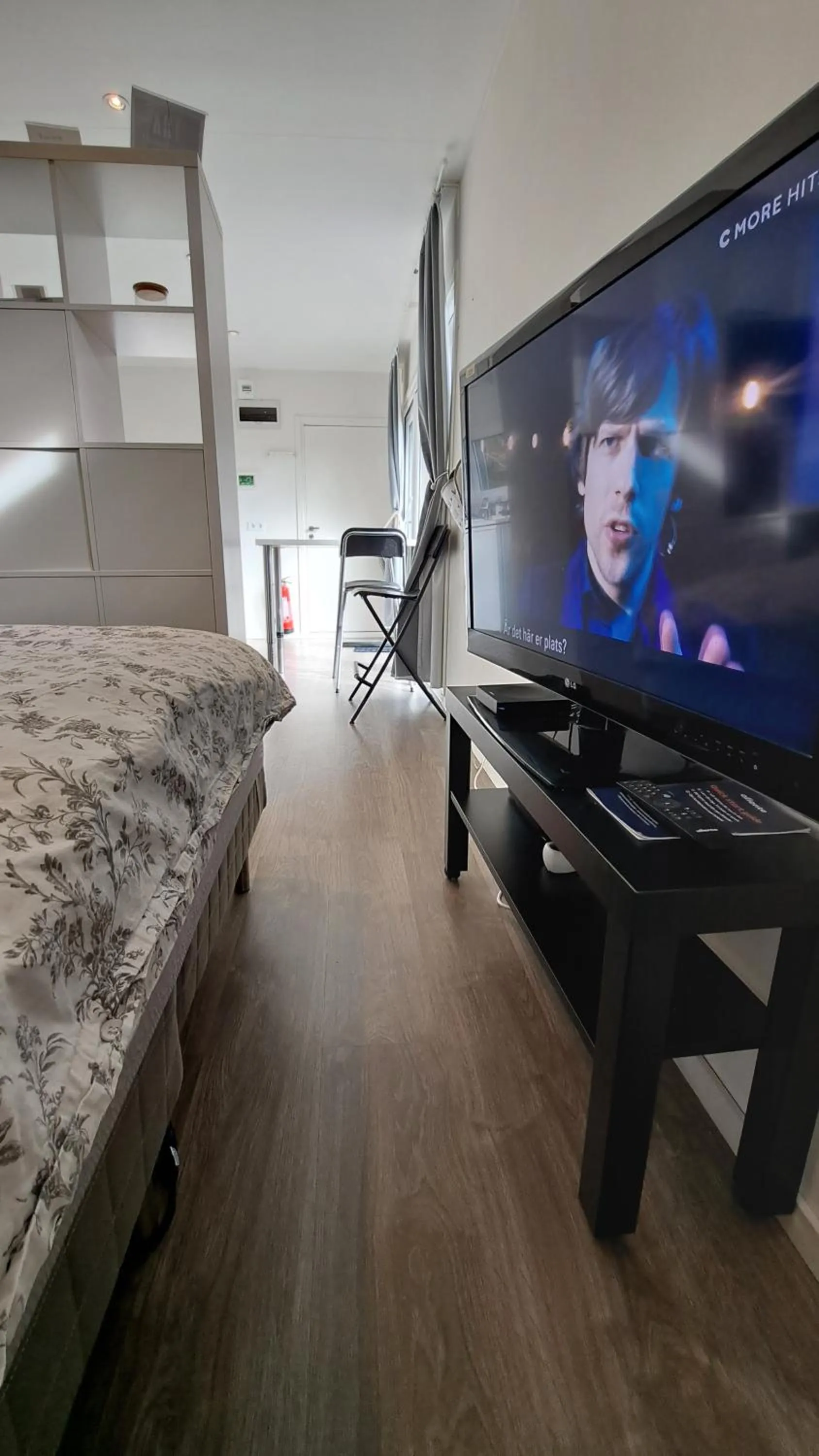 TV and multimedia, Bed in Évika boutique hotel