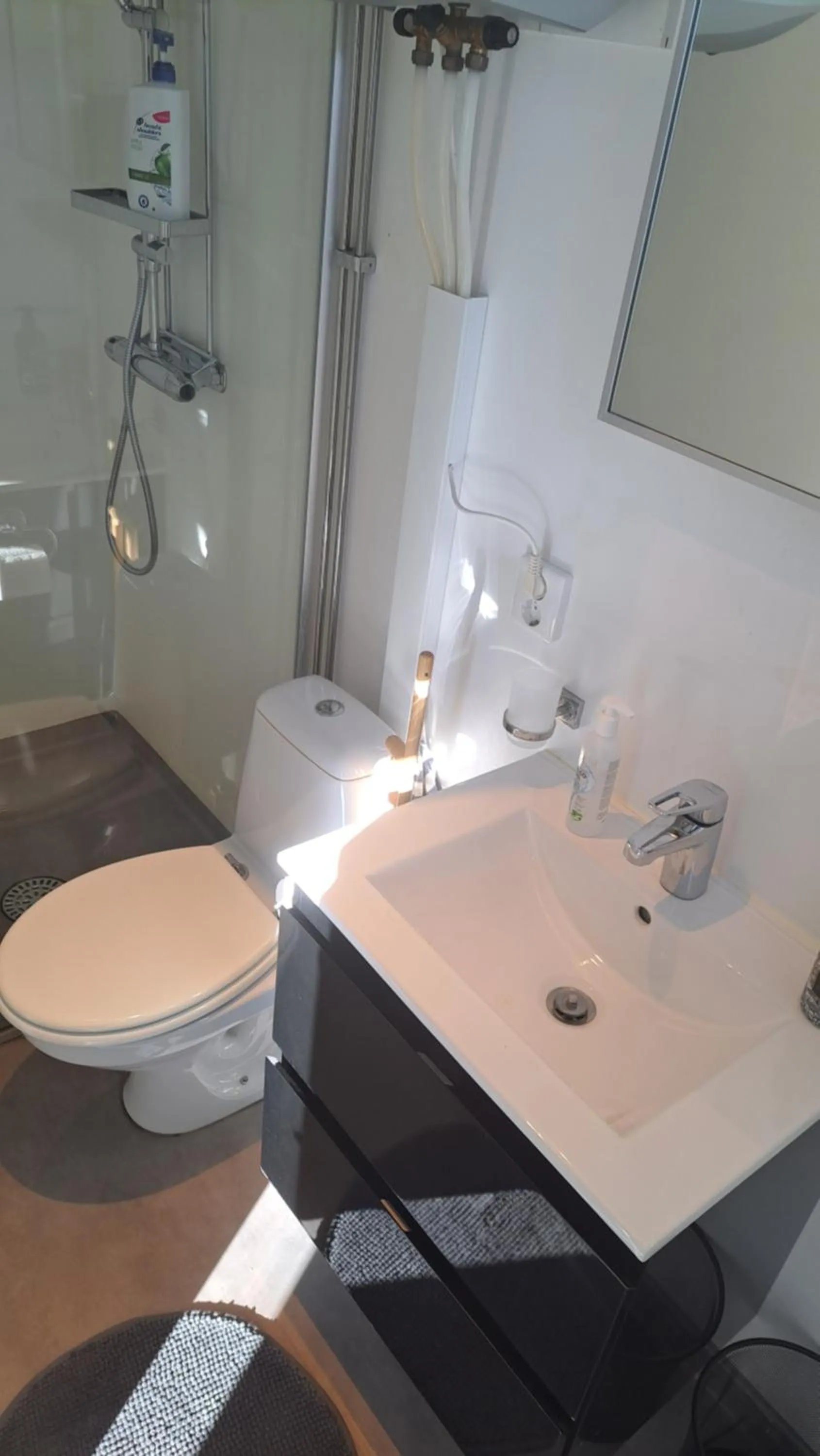 Shower in Évika boutique hotel