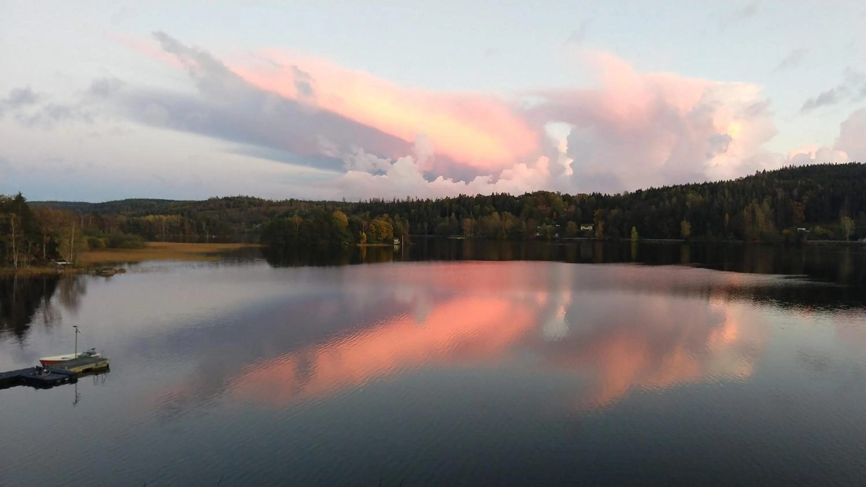 Lake view in Évika boutique hotel