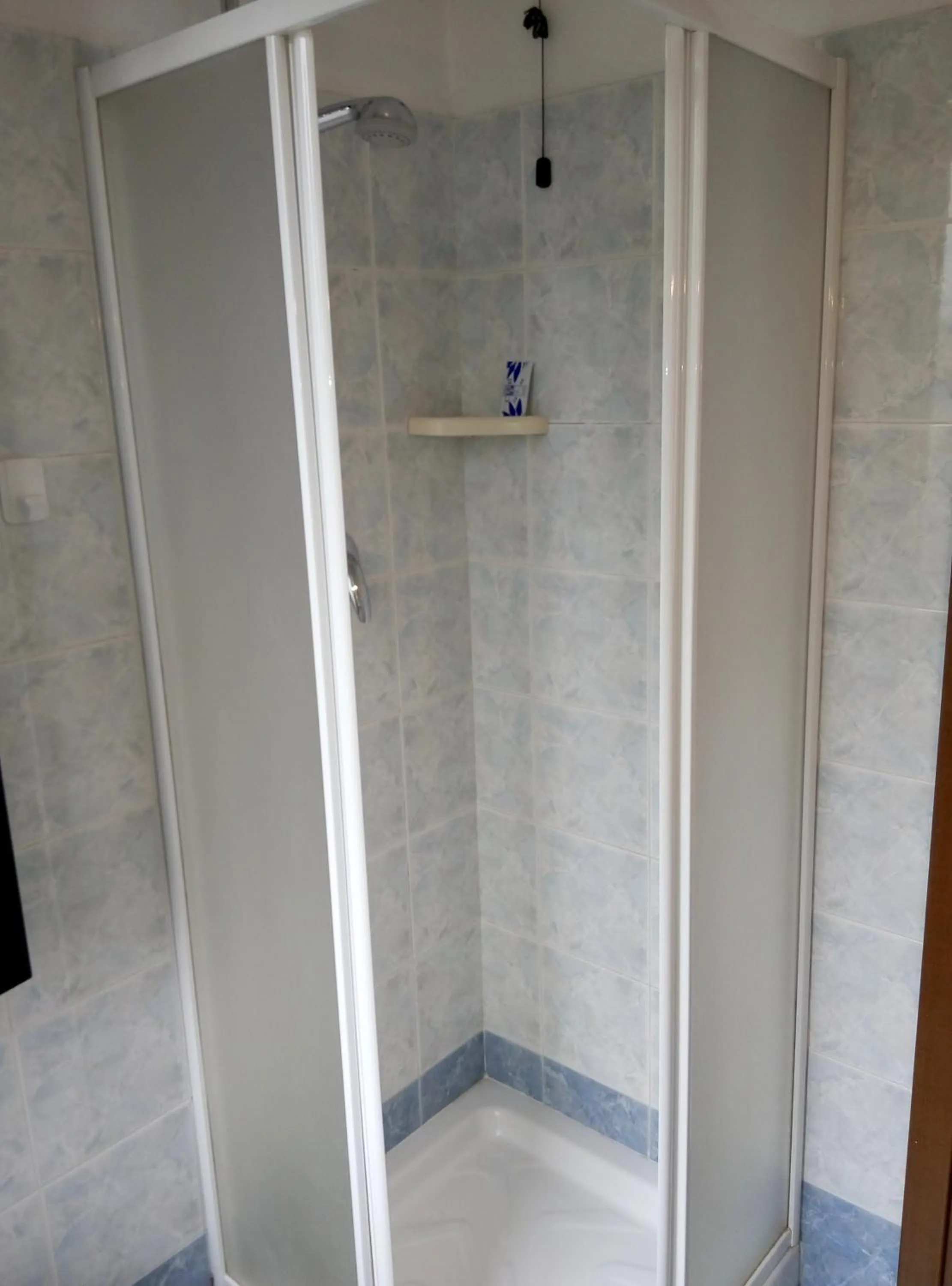 Shower in Hotel Cristallo