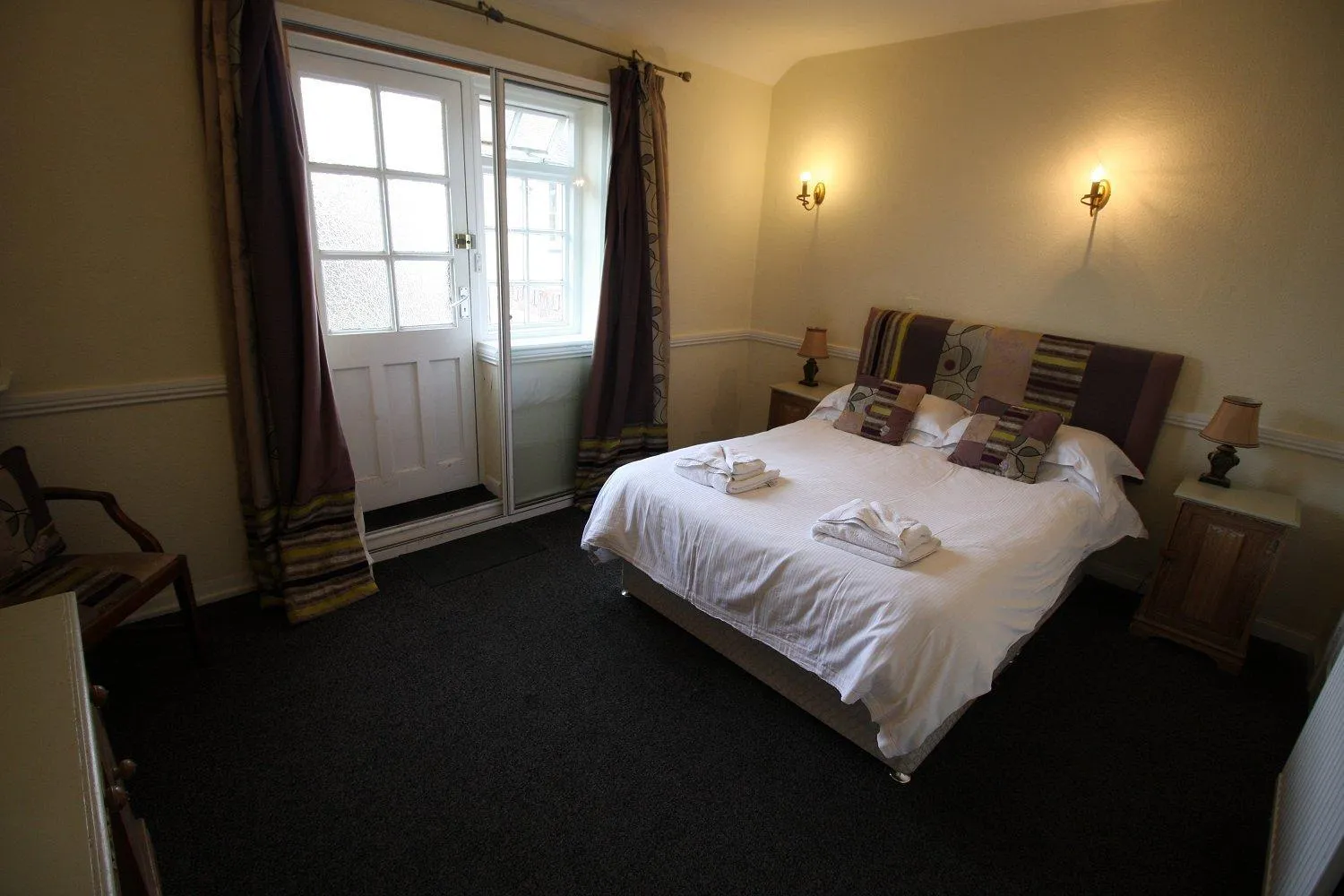 Bedroom, Bed in The White Hart