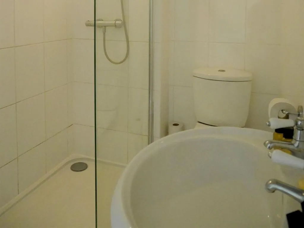 Bathroom in The White Hart