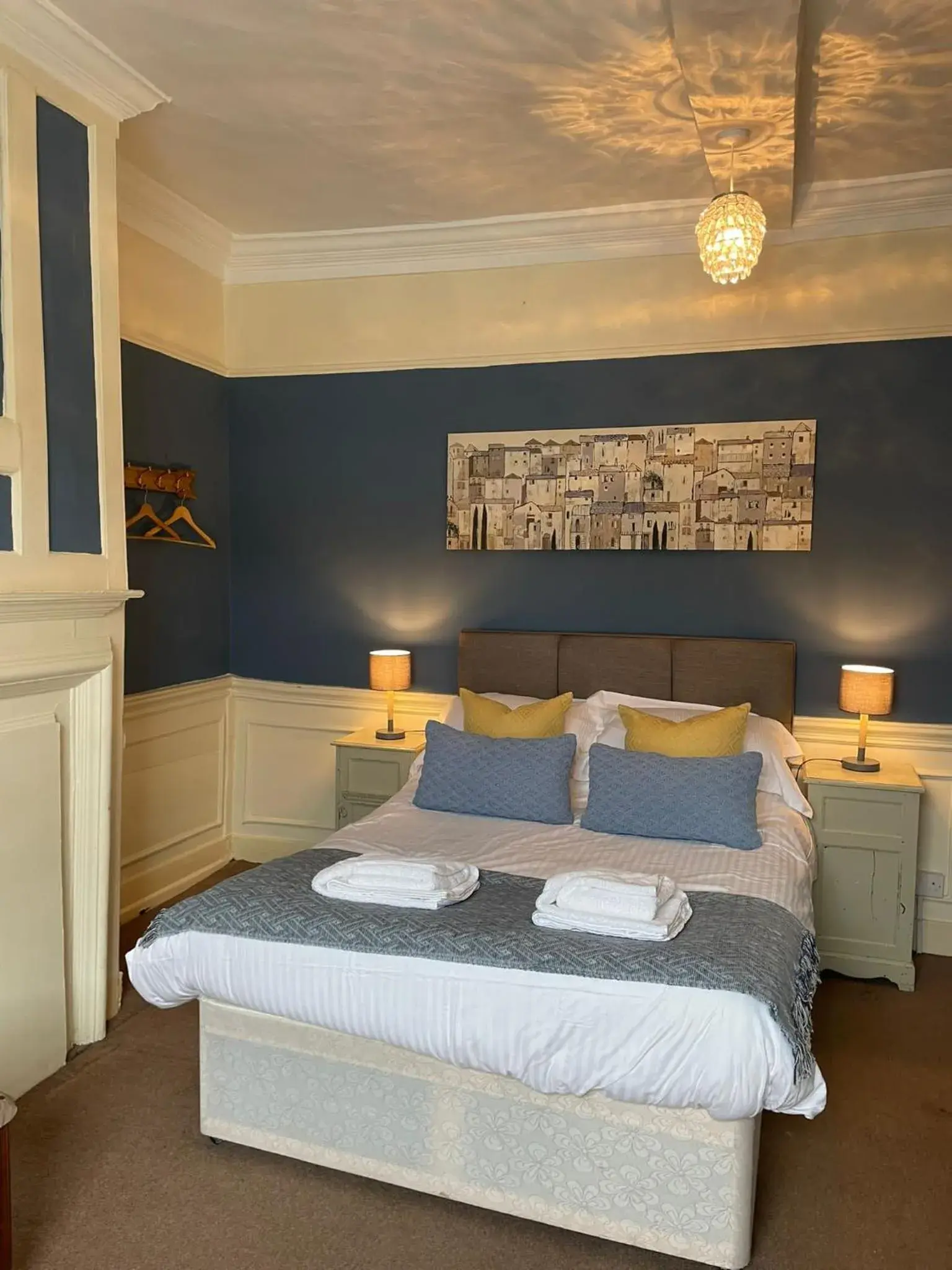 Family Room in The White Hart Family Room in The White Hart