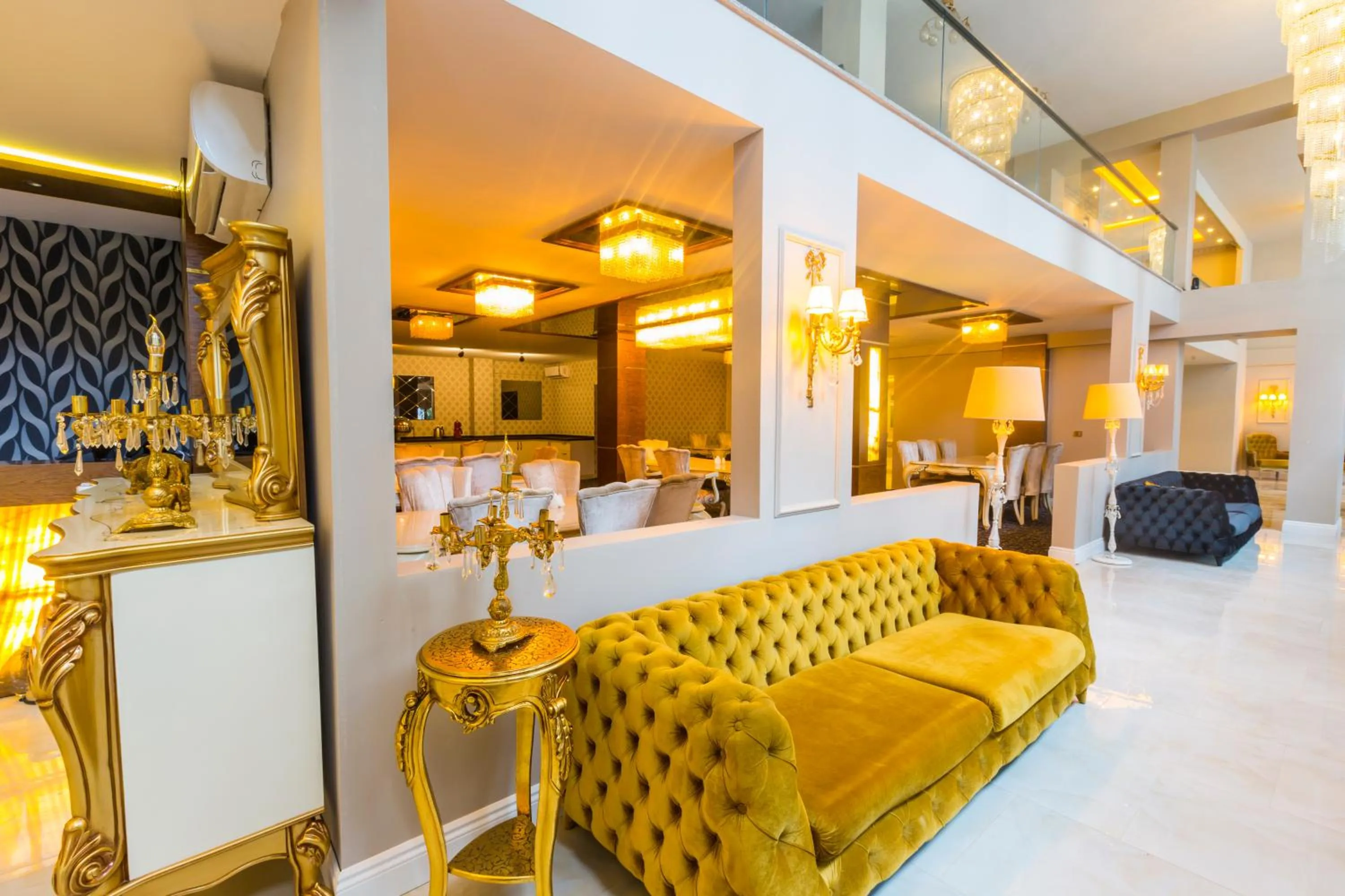 Lobby or reception in REAL KiNG RESiDANCE