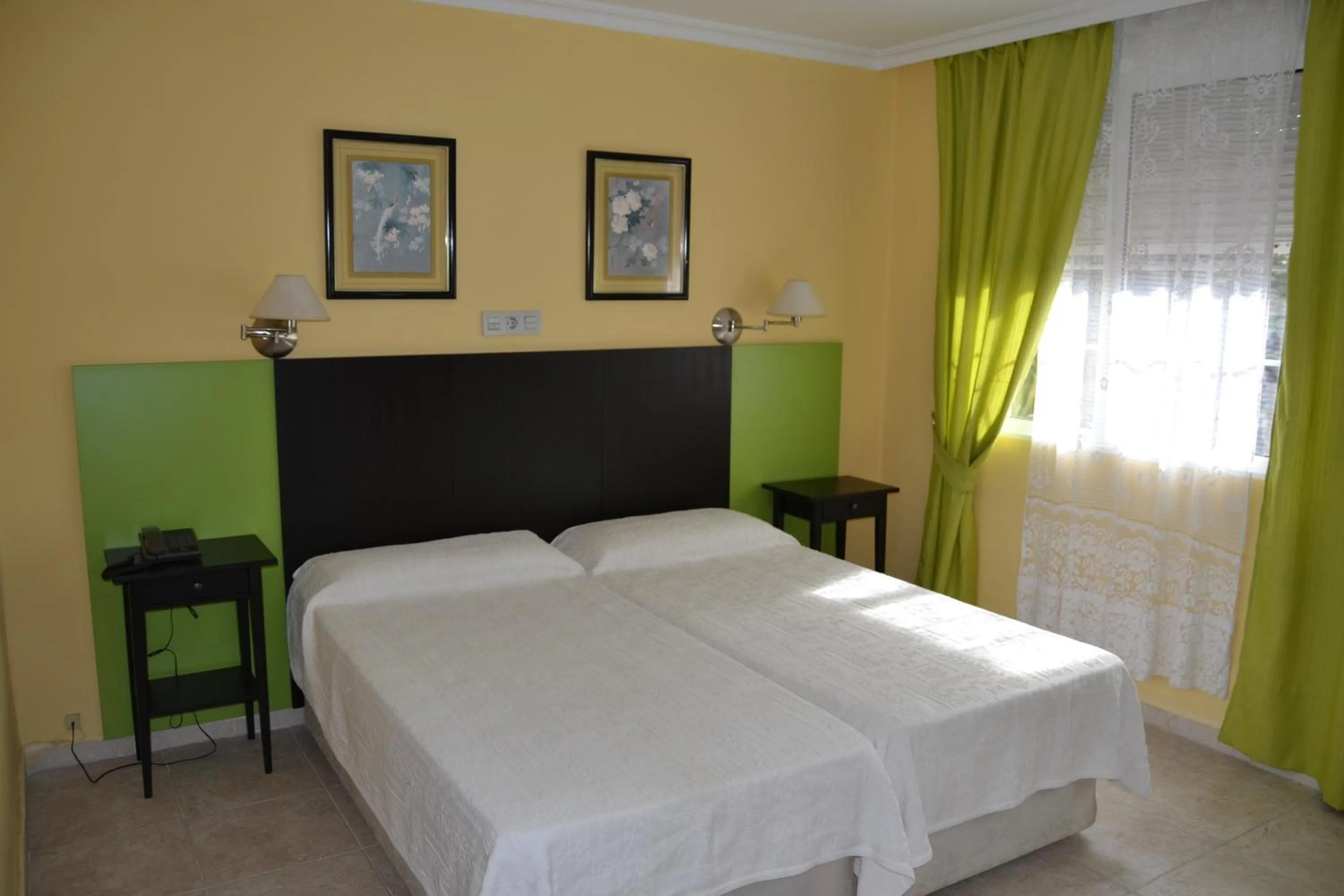 Bed in Hotel Miramar