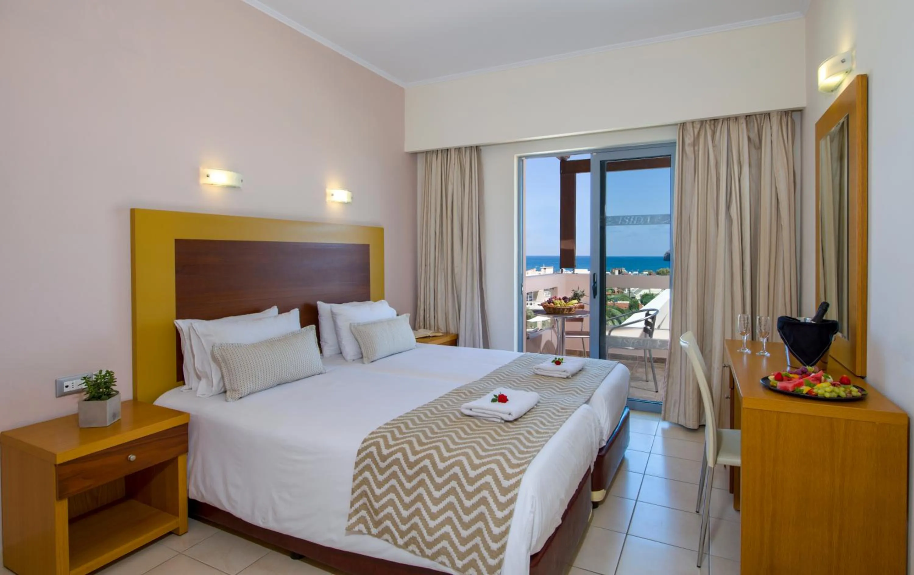 Photo of the whole room, Bed in Isida Hotel Agia Marina