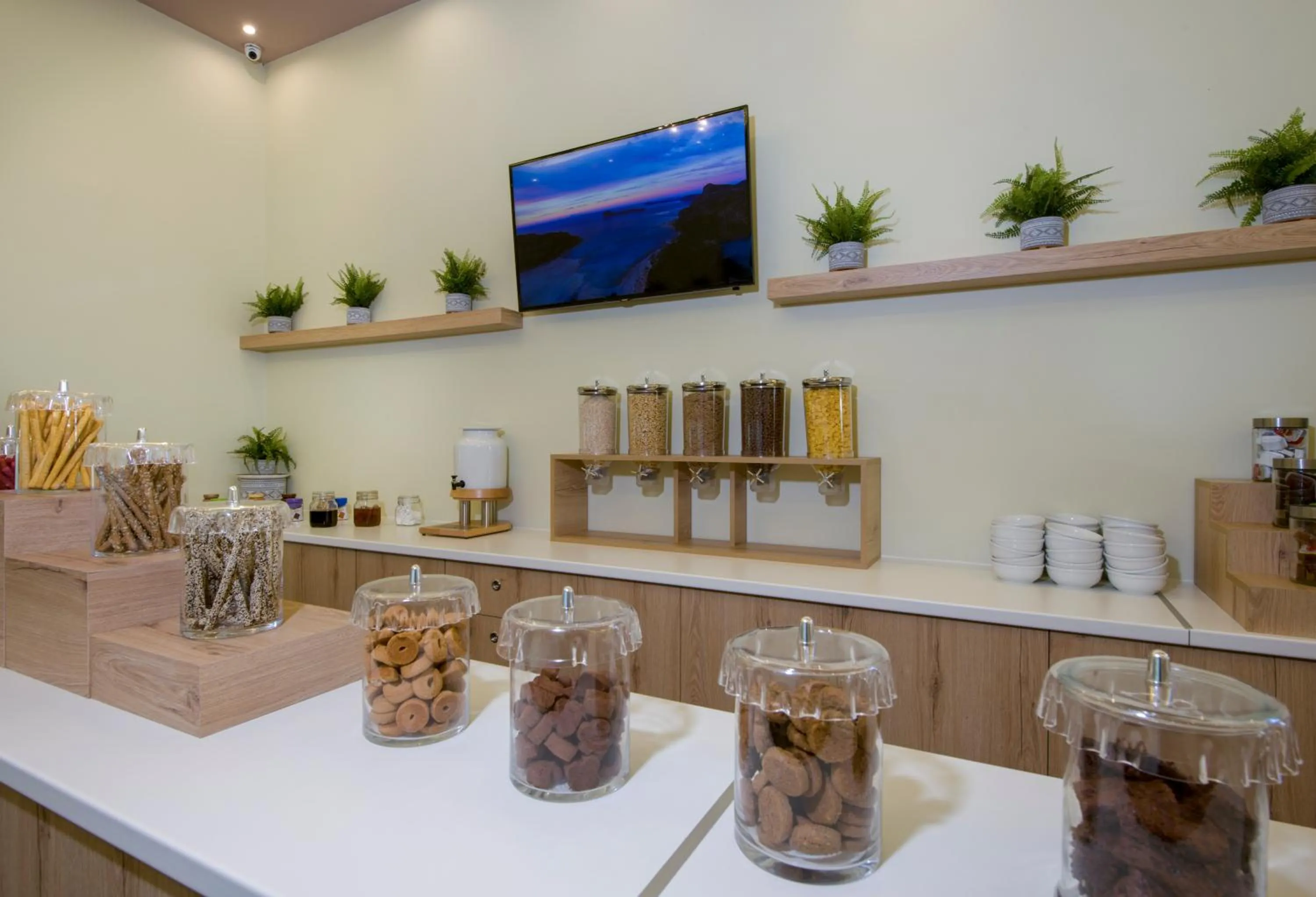 Buffet breakfast in Isida Hotel Agia Marina