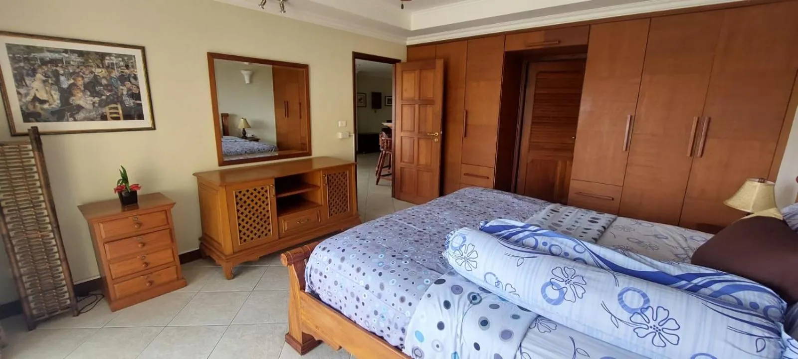 Bed in View Talay Residence 6 Wongamat Beach