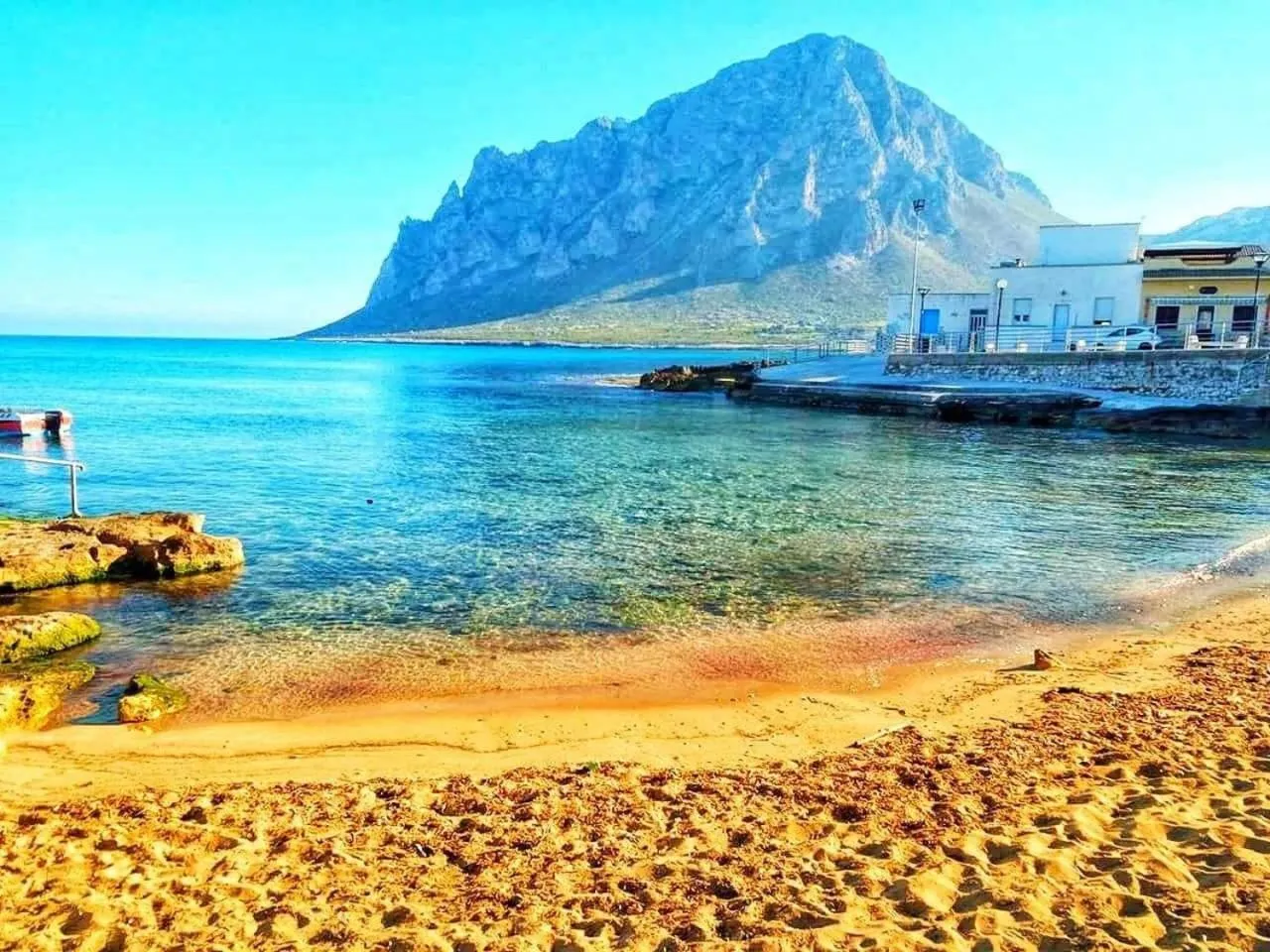 Beach in Baia Cofano Home
