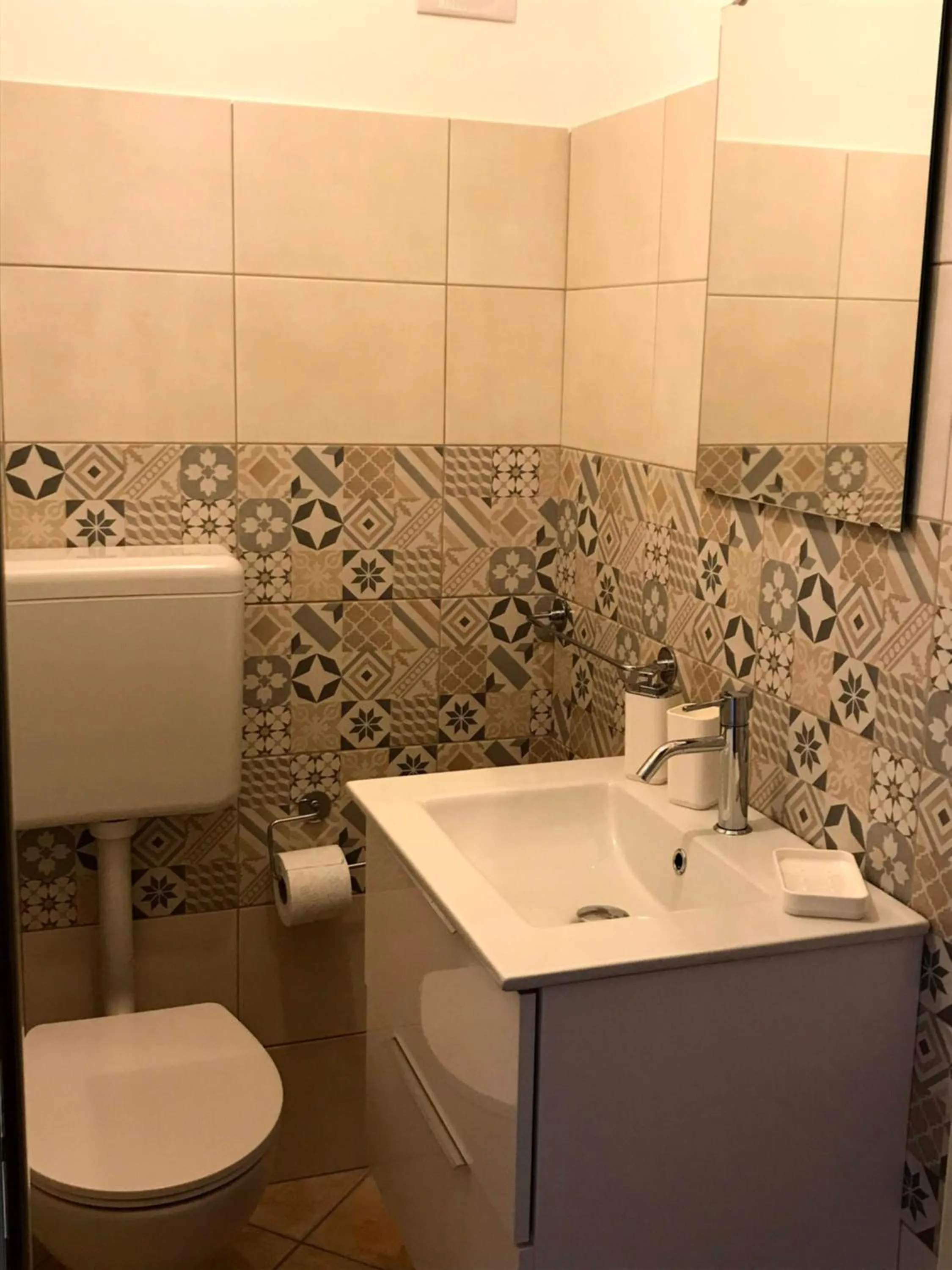 Toilet in Baia Cofano Home