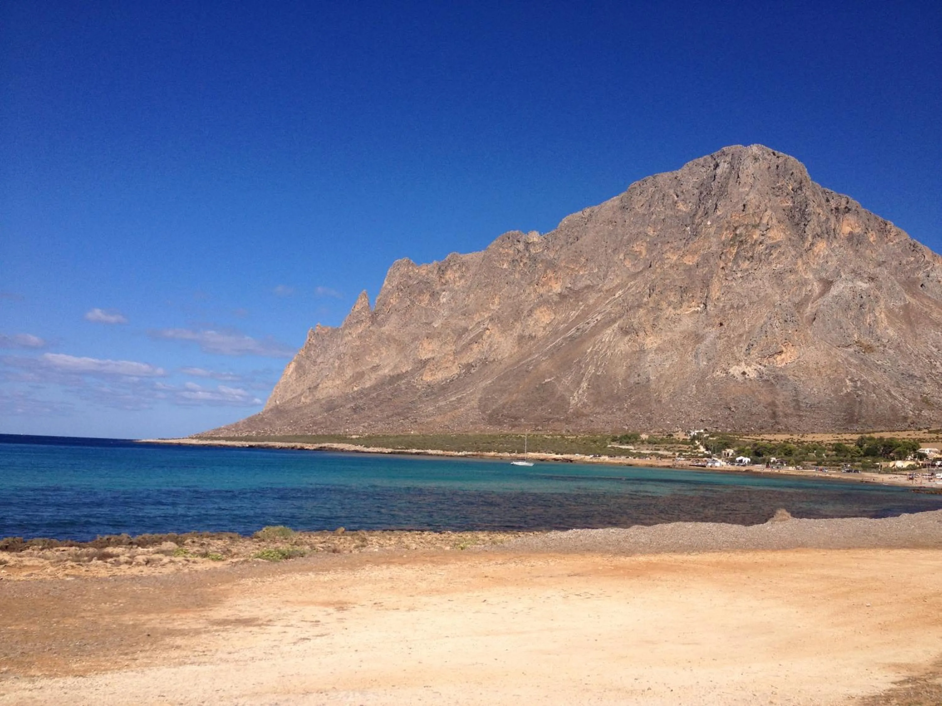 Natural landscape in Baia Cofano Home
