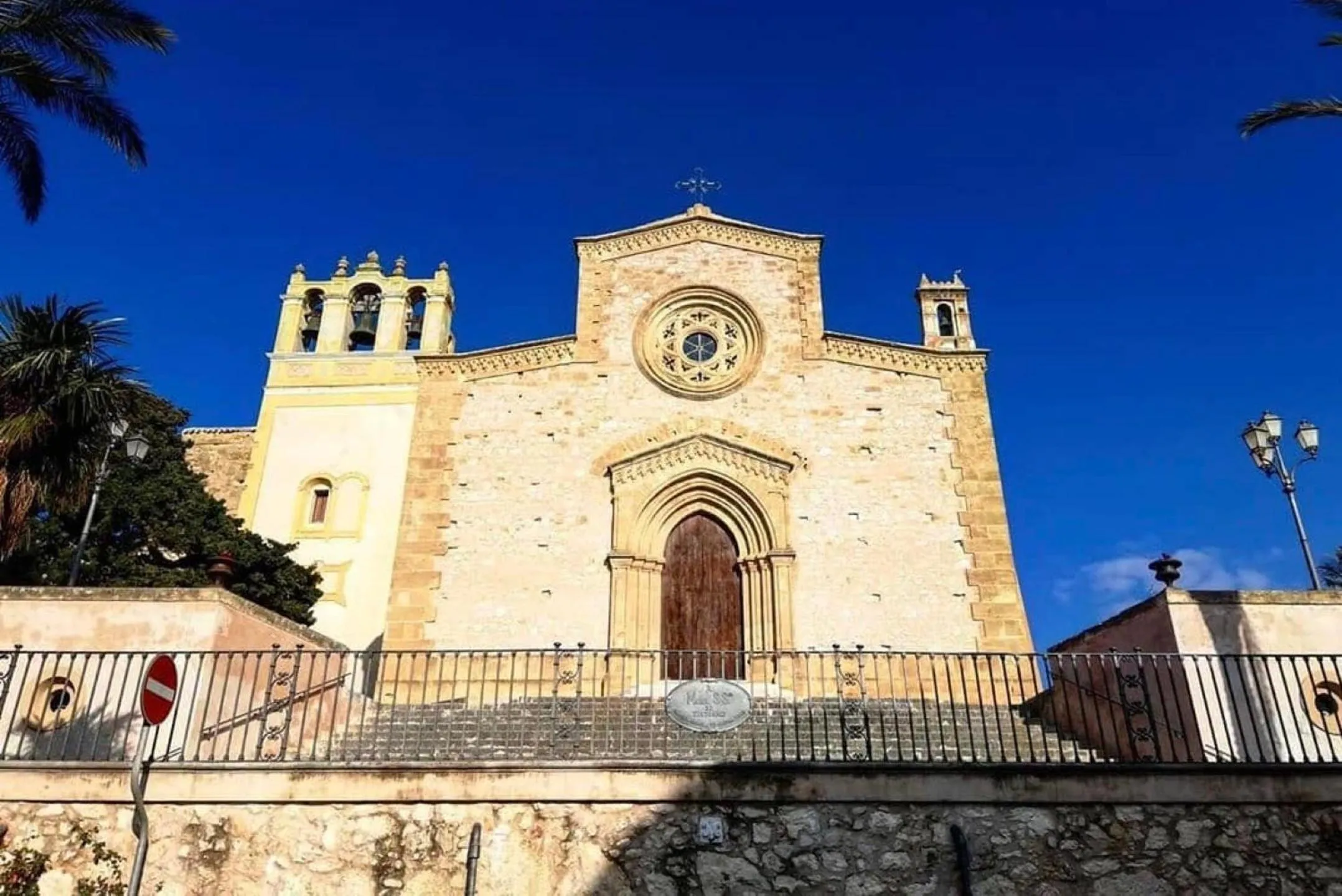 Nearby landmark in Baia Cofano Home