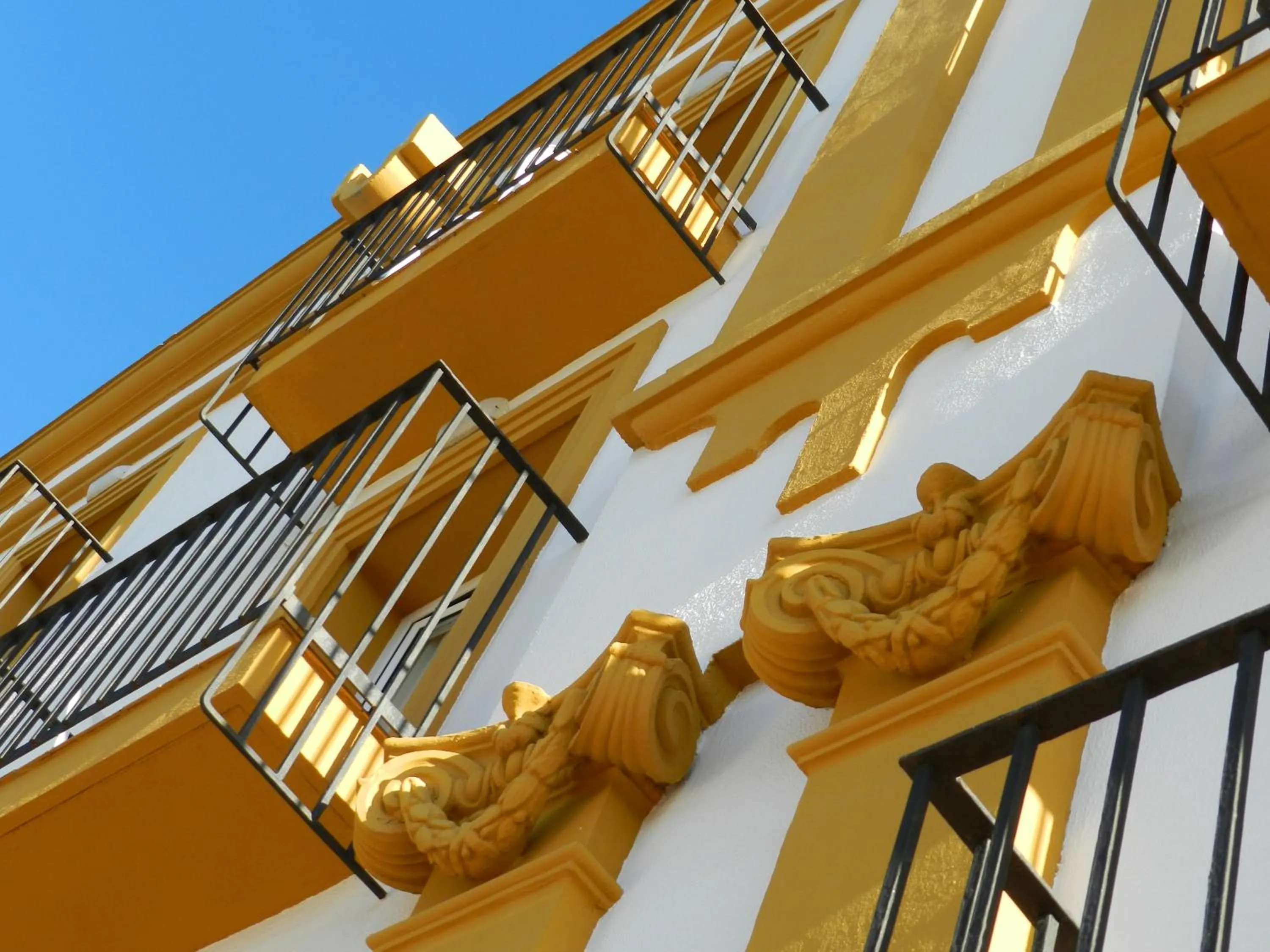Facade/entrance in Hotel Balneario de Chiclana