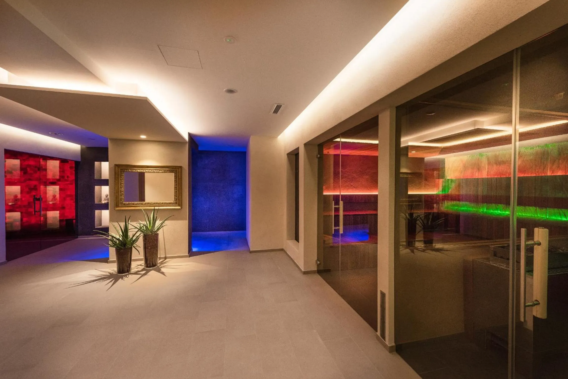 Massage in FAYN garden retreat hotel