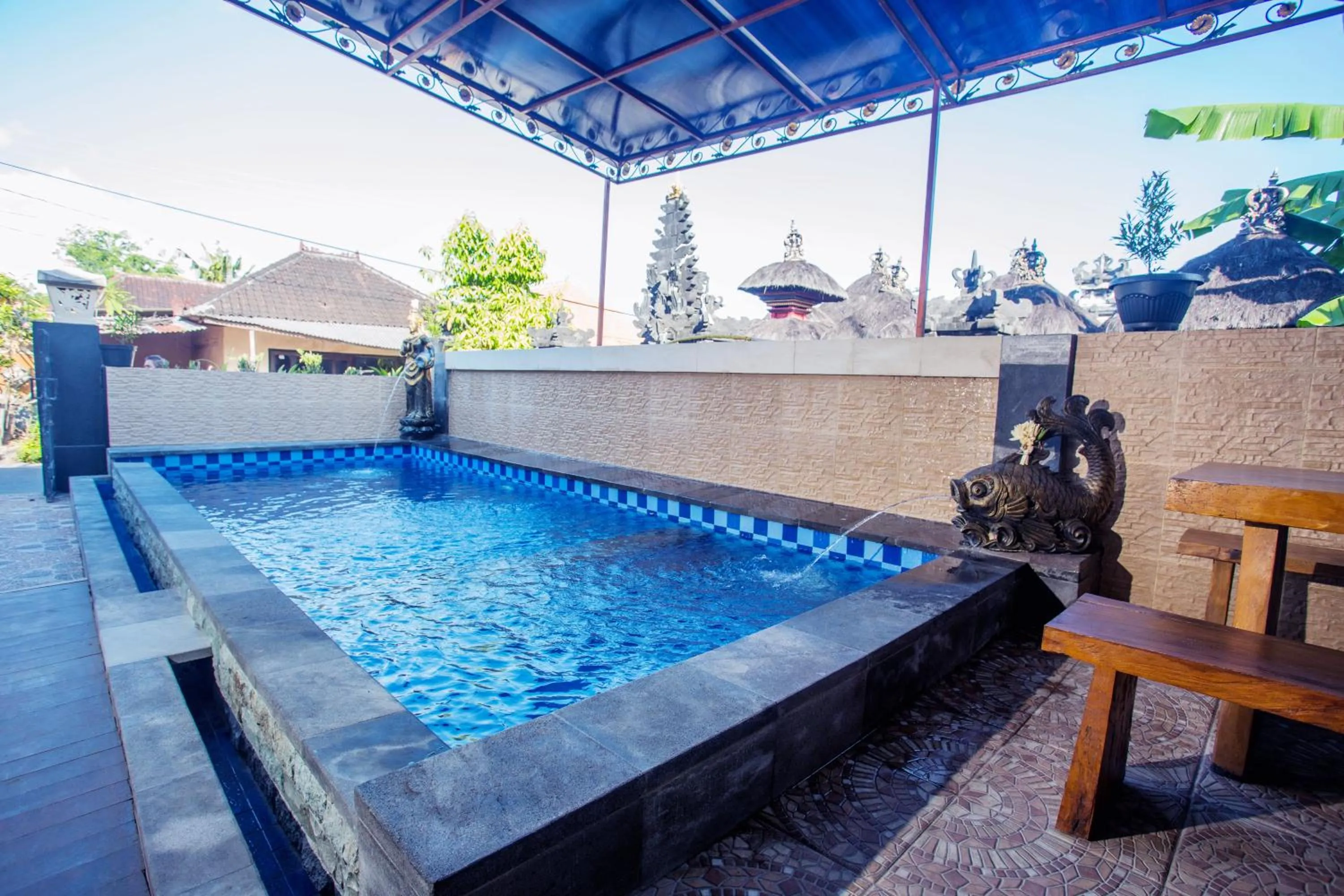 Swimming pool in Taman Homestay