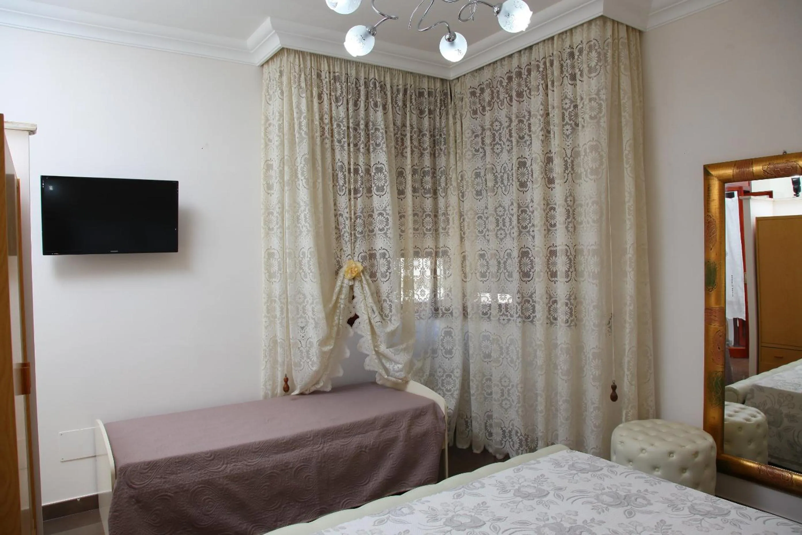 Decorative detail in Palazzo Primavera