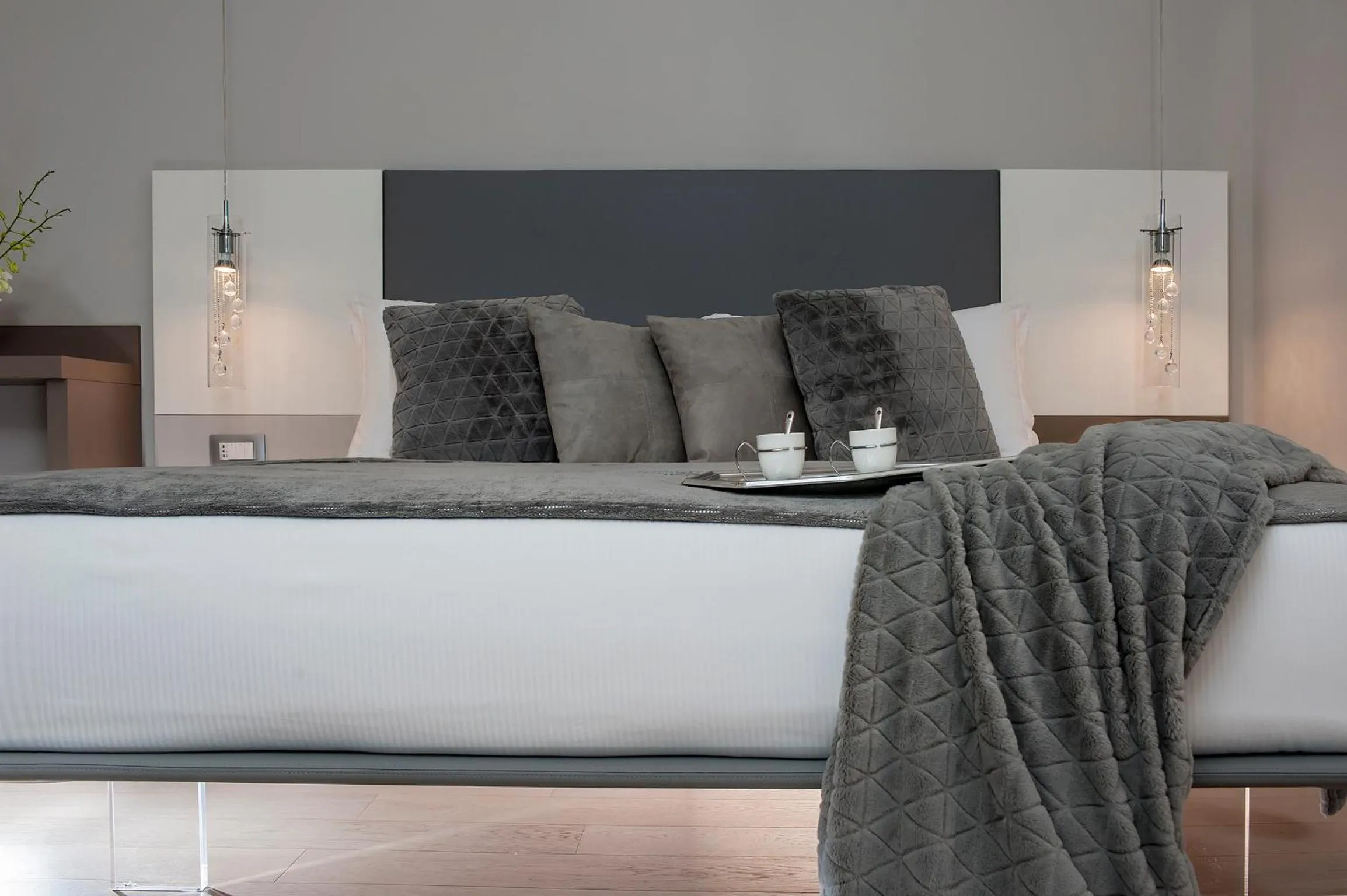 Photo of the whole room in Colosseum Corner