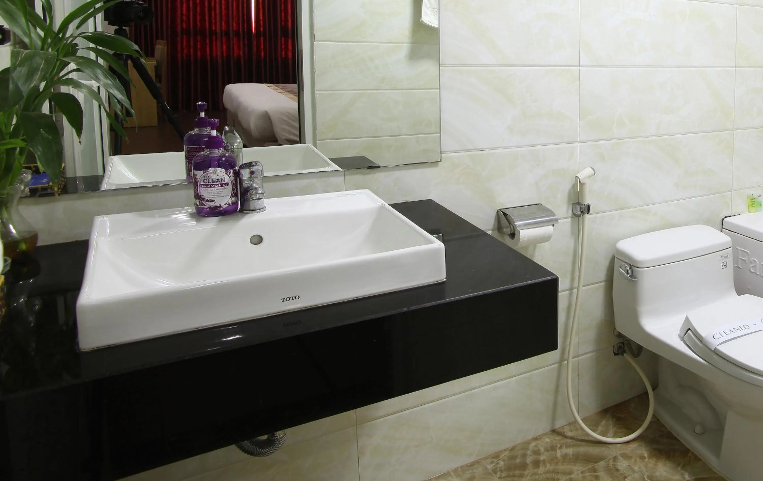 Shower in Blue Pearl Hanoi Hotel