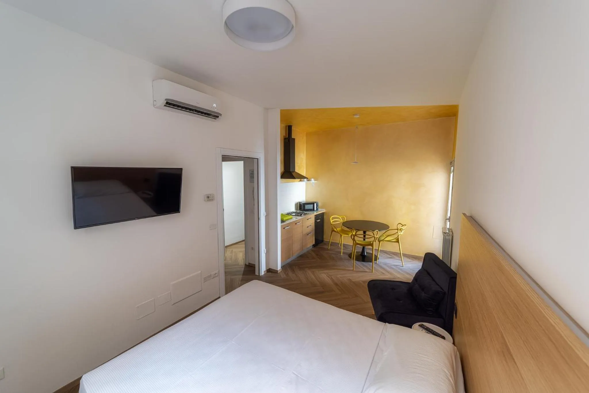 Bedroom, Bed in Residence Theresia- Tailor Made Stay