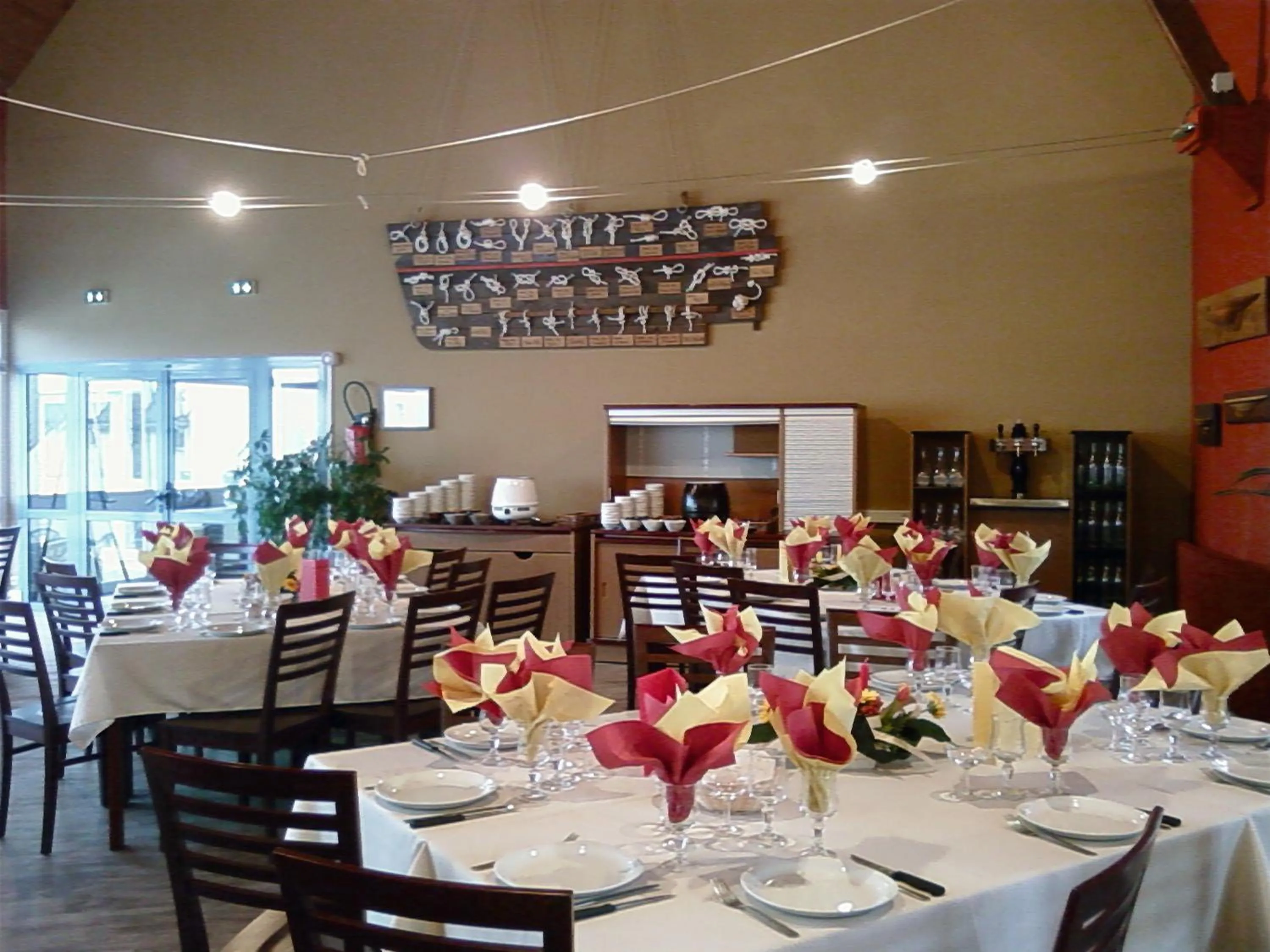 Restaurant/places to eat in VTF Ker Belen