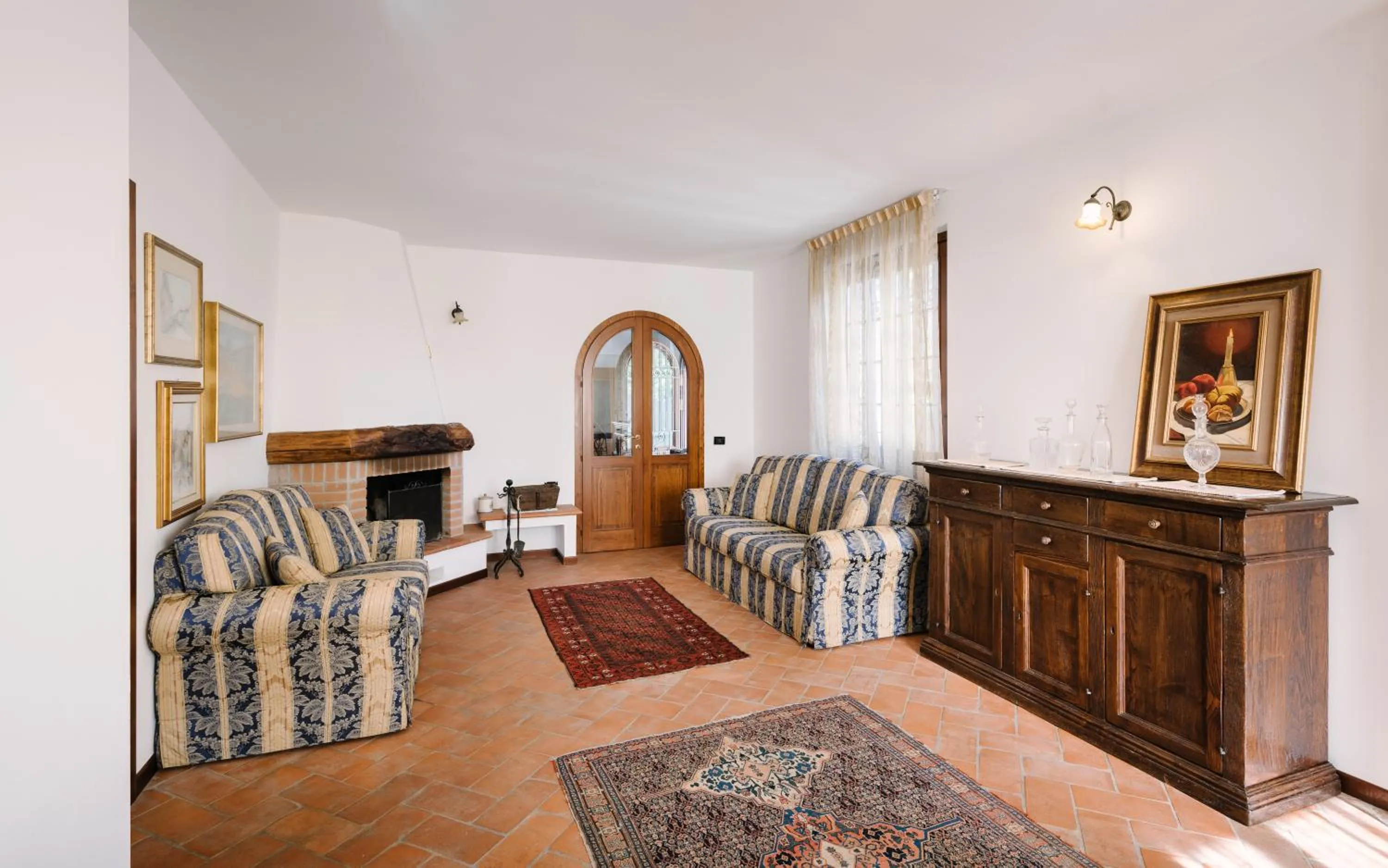 Living room, Bed in Villa Rosalia