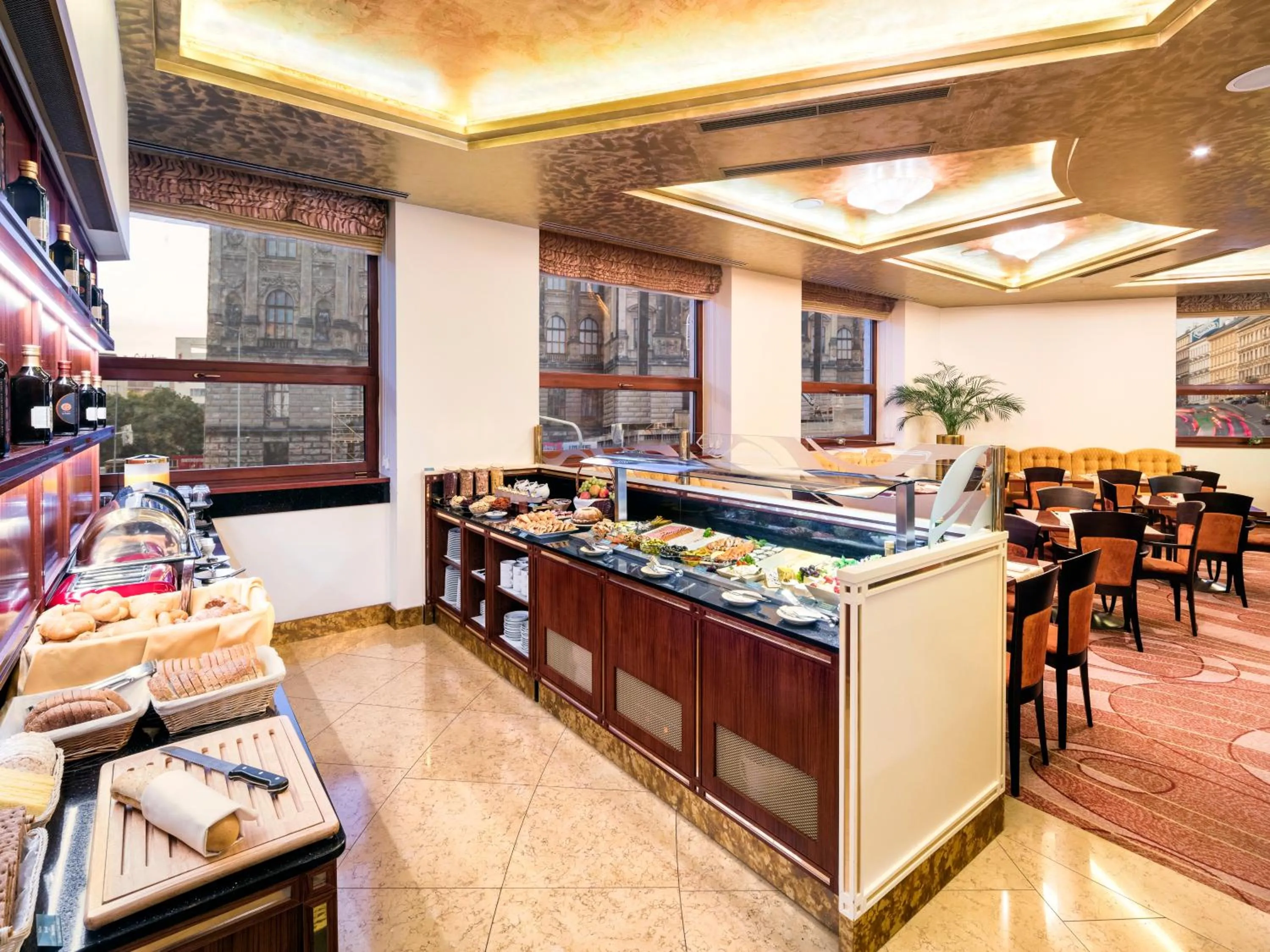 Buffet breakfast in Occidental Praha Wilson