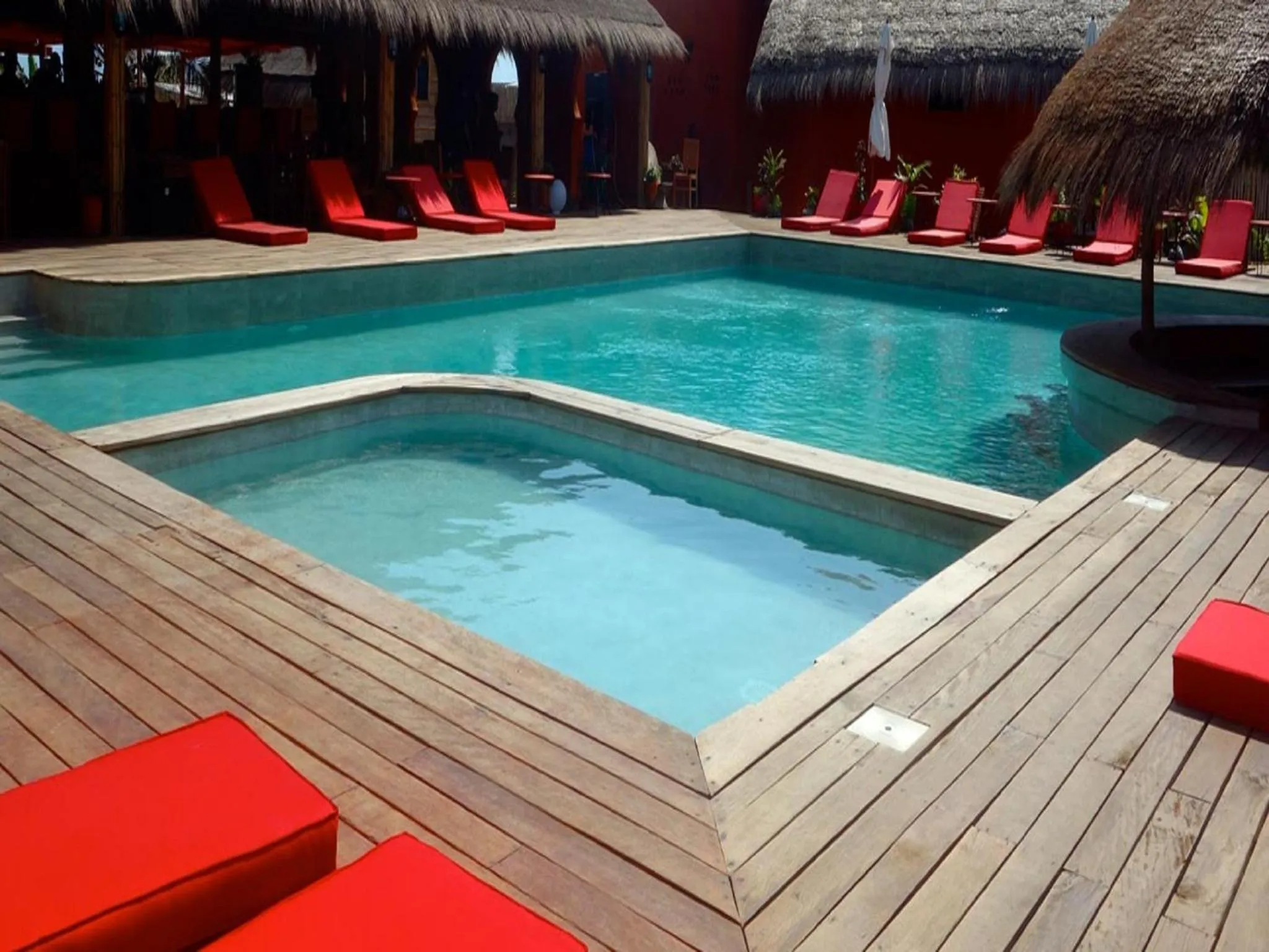 Swimming pool in Pure Plage