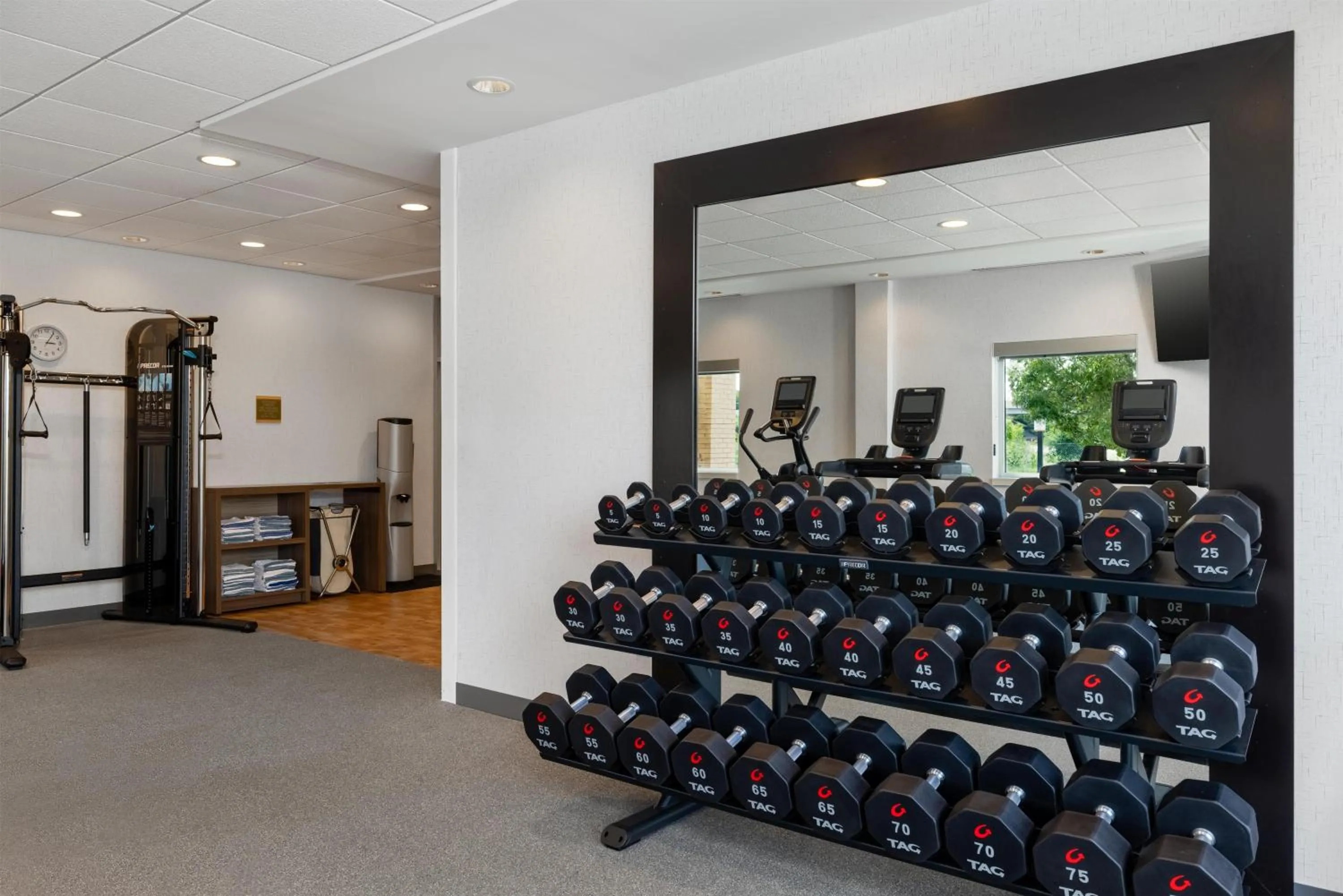 Fitness centre/facilities in Home2 Suites by Hilton Milwaukee Brookfield
