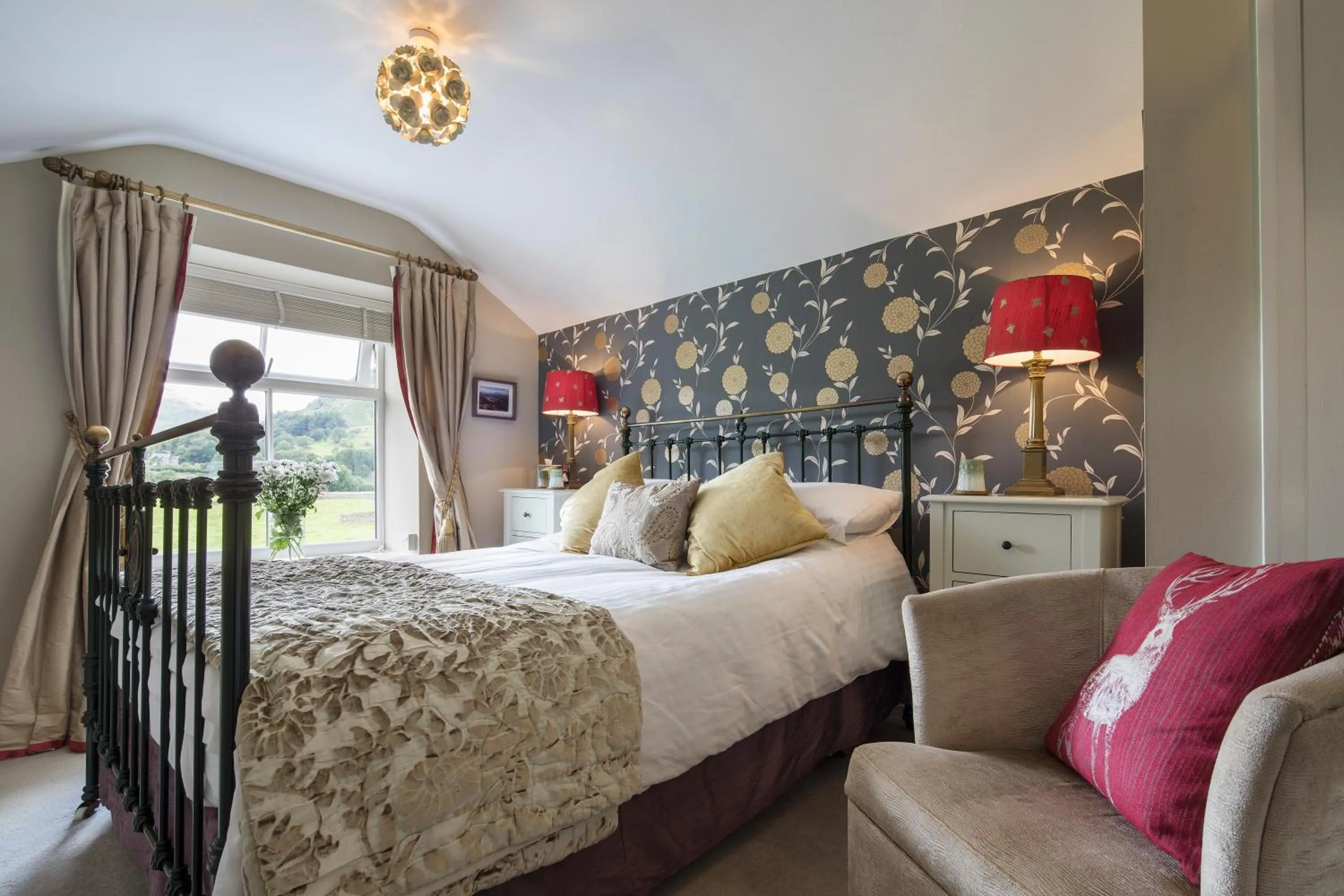 Bed in Raise View House