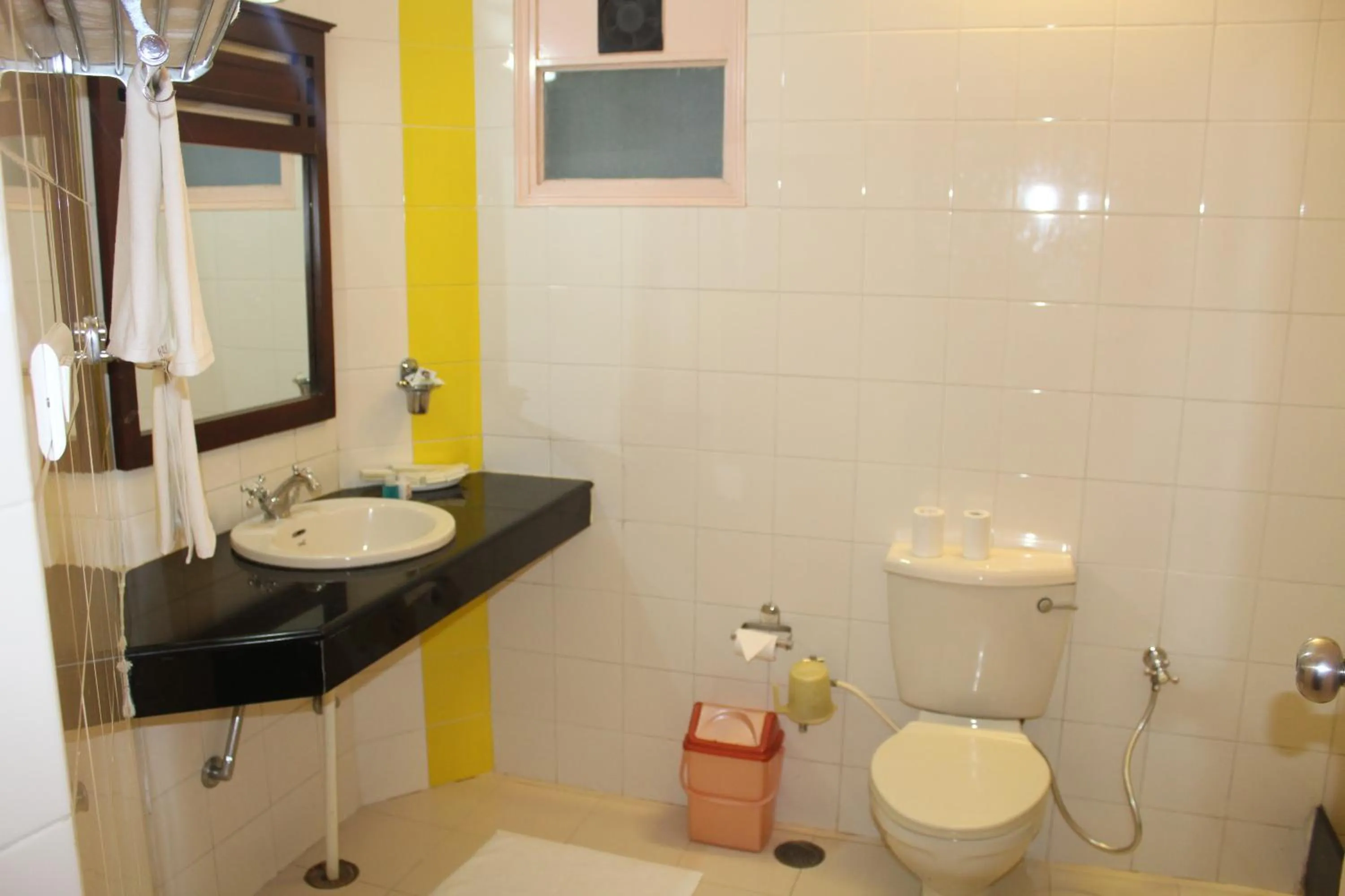 Bathroom in Amantra Shilpi Resort & Spa Udaipur