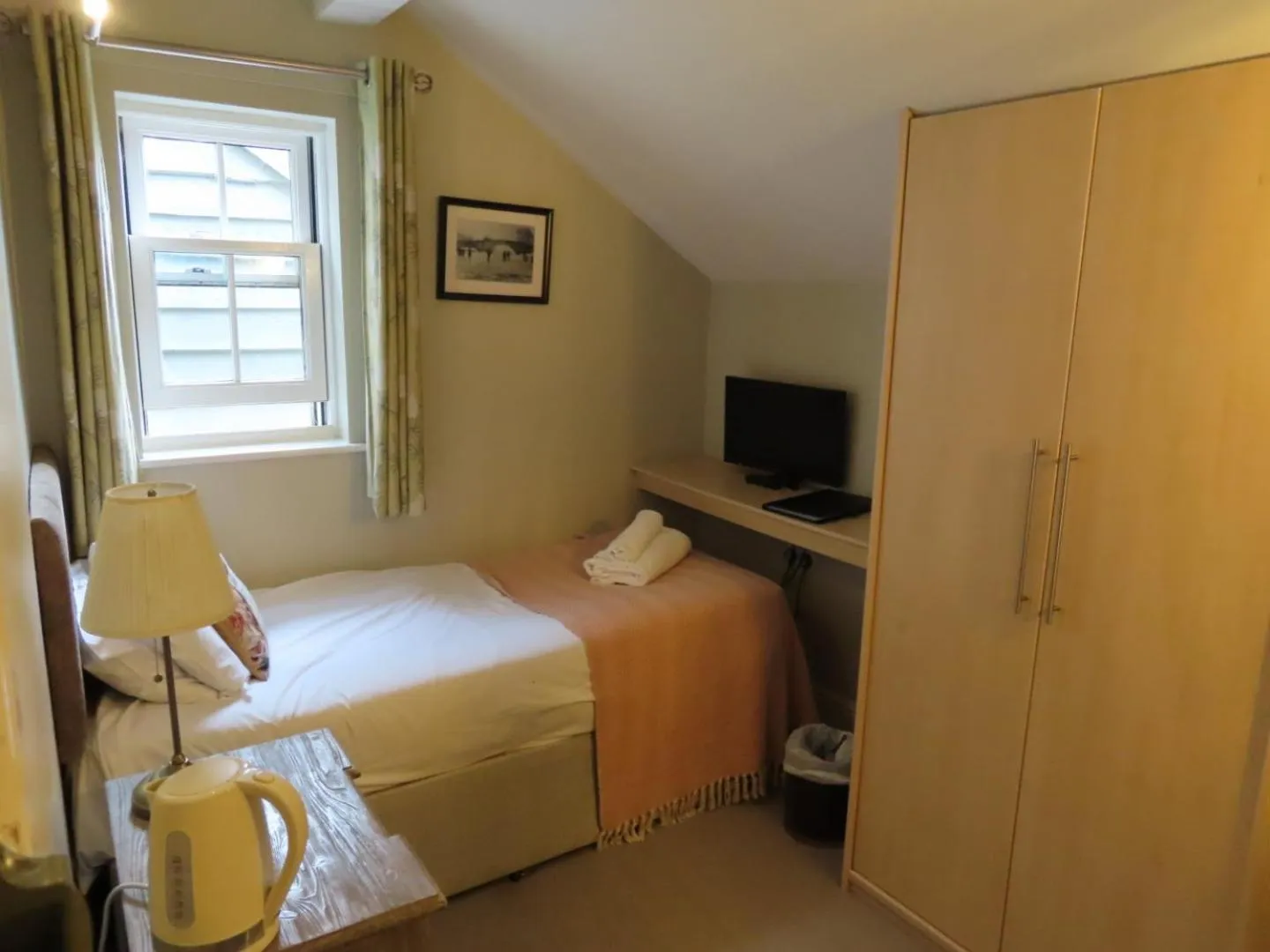 Bed in The Riverside