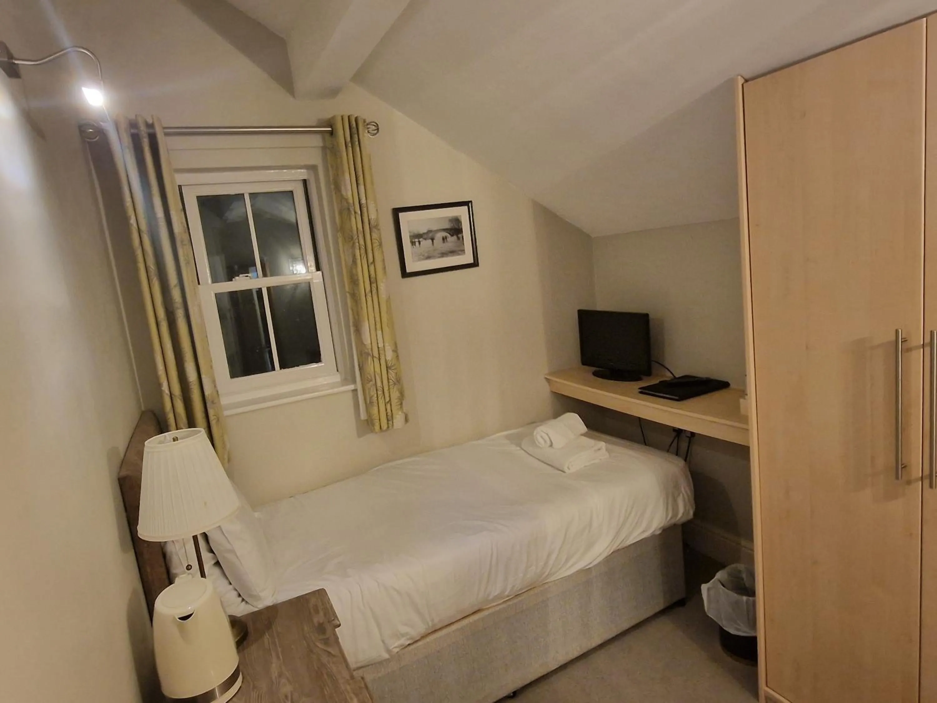 Bed in The Riverside