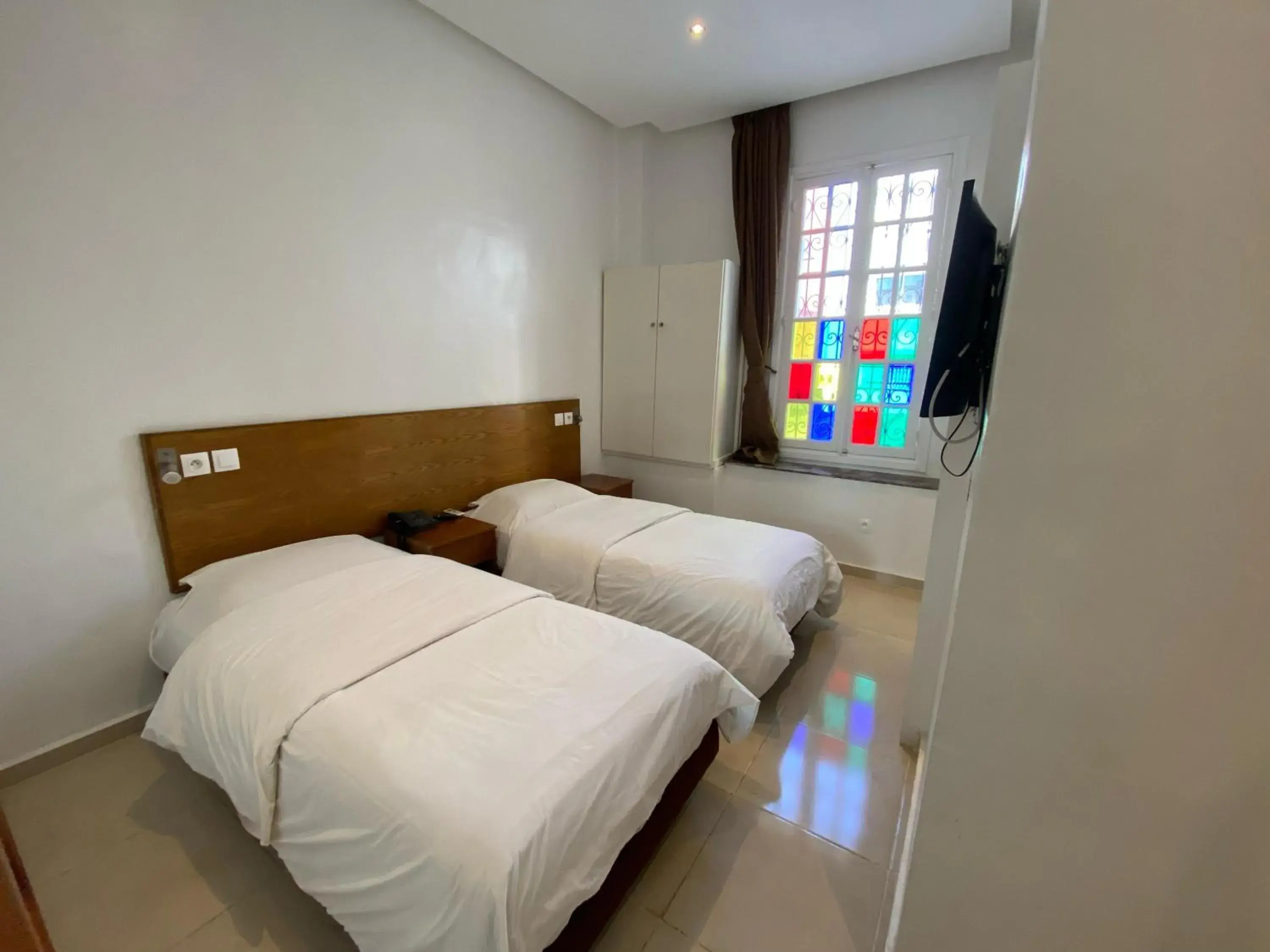 Twin Room with Private Bathroom in Hotel Lutece Twin Room with Private Bathroom in Hotel Lutece