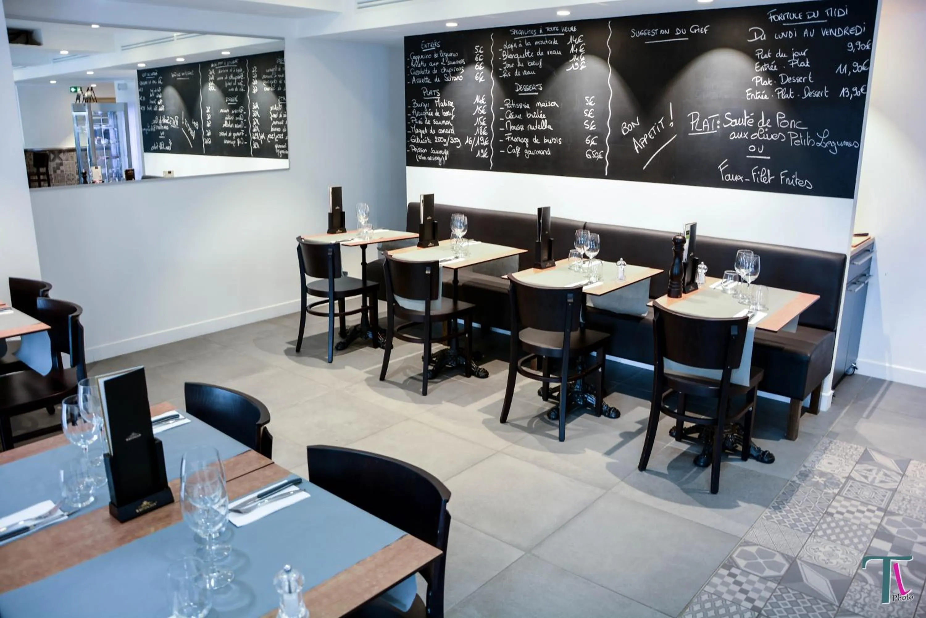 Restaurant/places to eat in Le Matisse Pau Centre