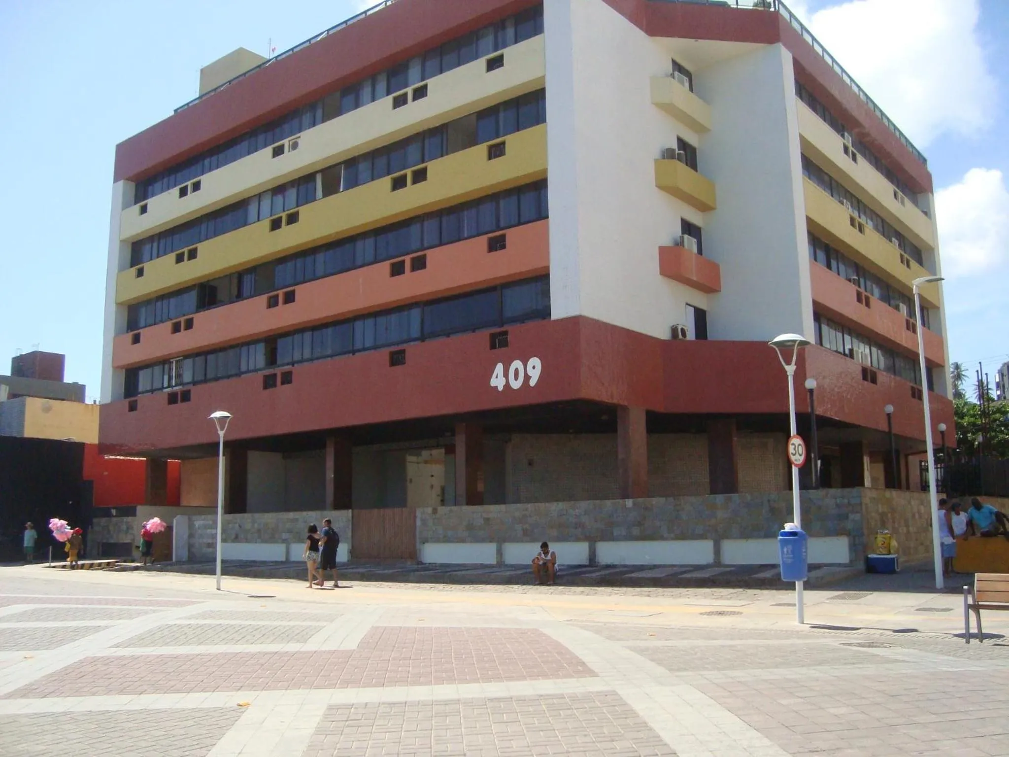 Facade/entrance in Farol Barra Flat 202