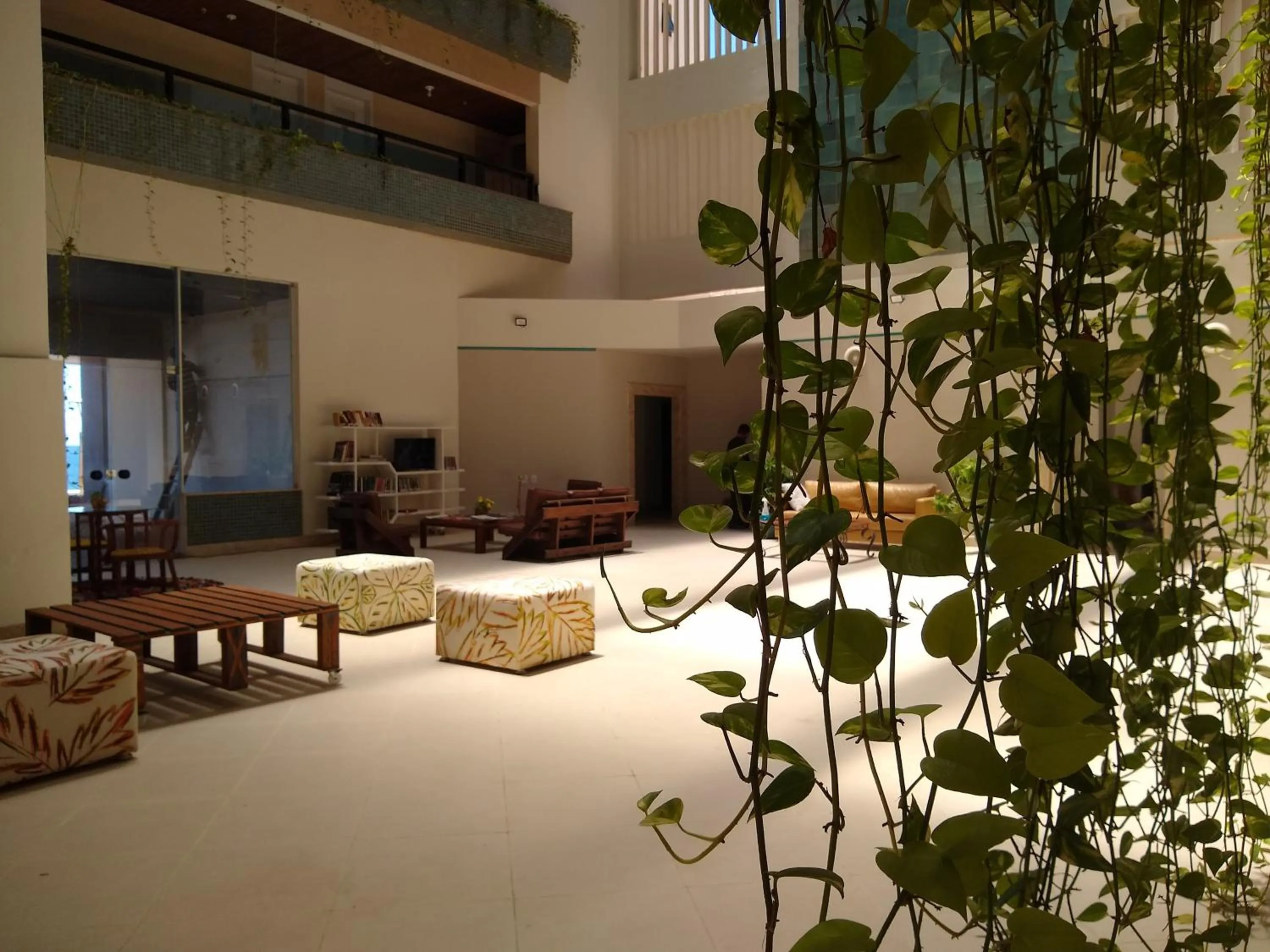 Property building in Farol Barra Flat 202