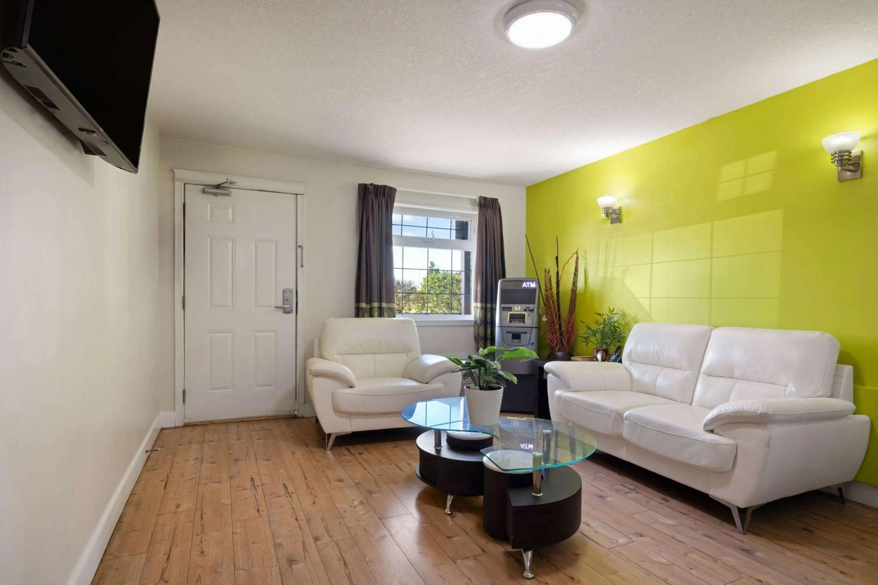 Lobby or reception in Super 8 by Wyndham Fort McMurray