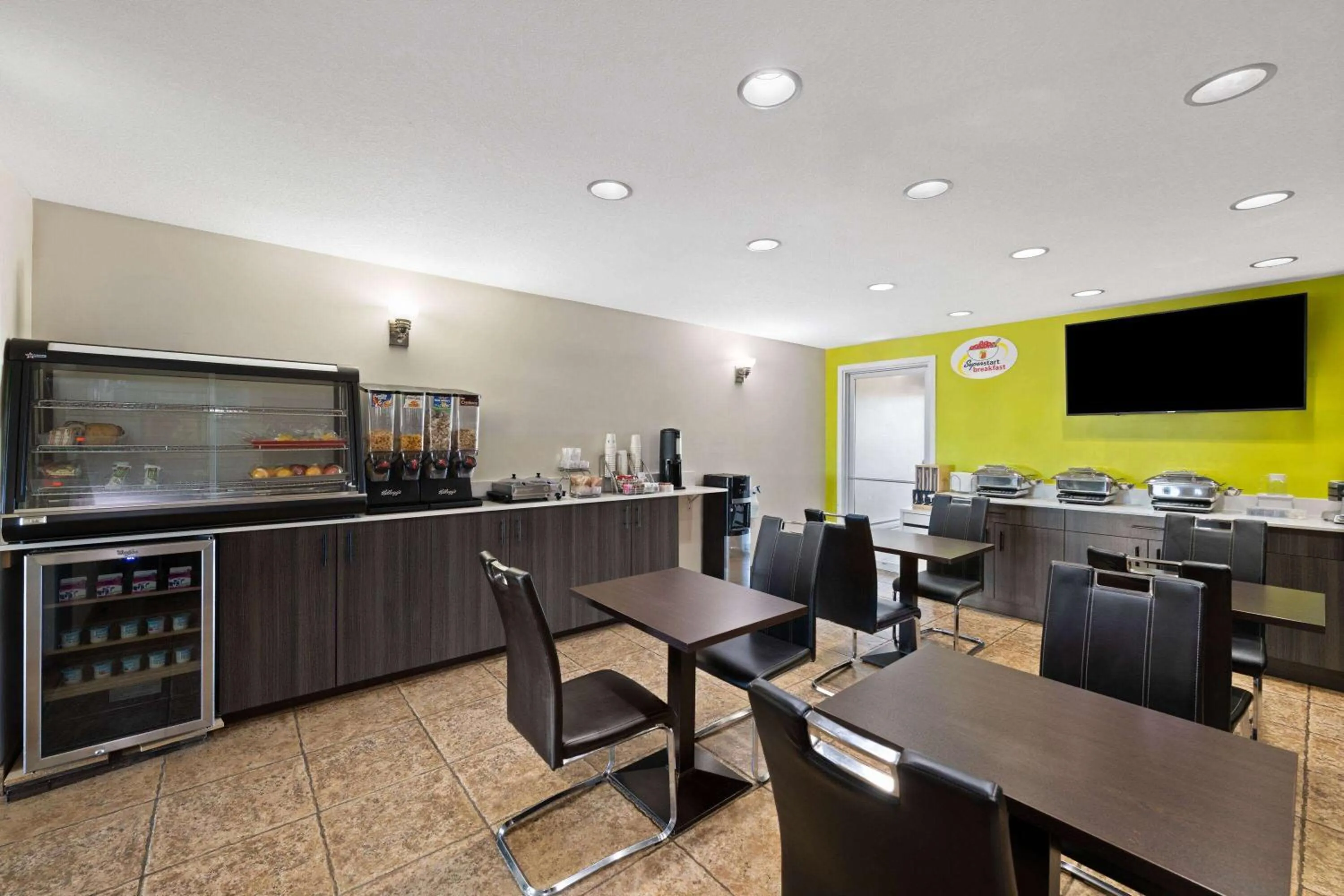 Breakfast in Super 8 by Wyndham Fort McMurray