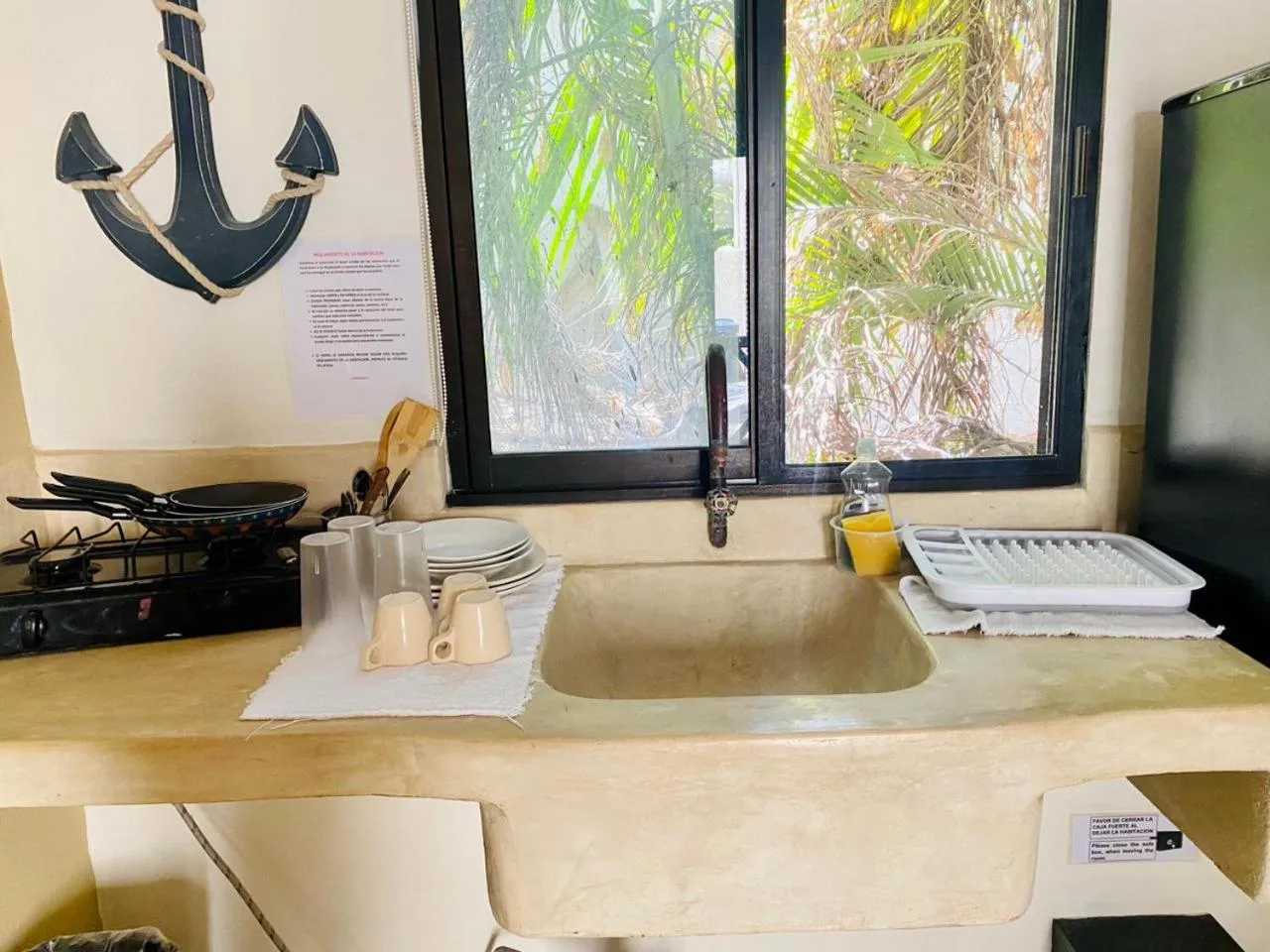 hair dresser in La Constanza de Rulo