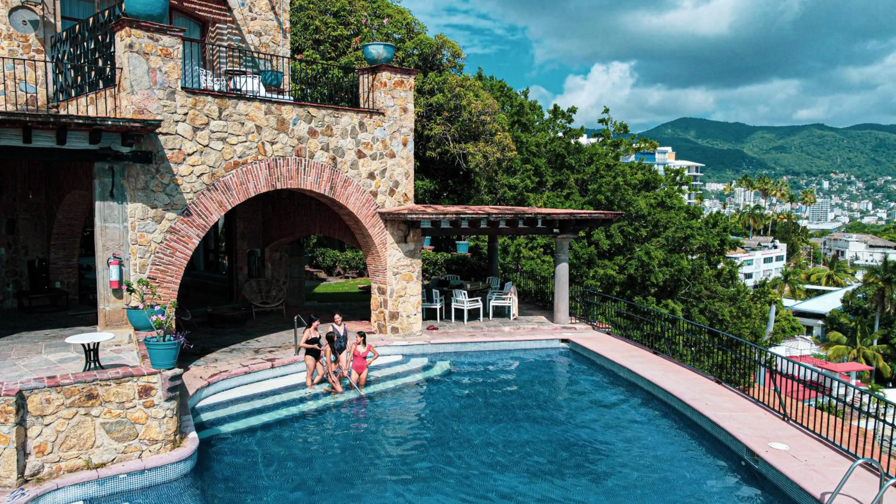 Swimming pool in Casa Lisa