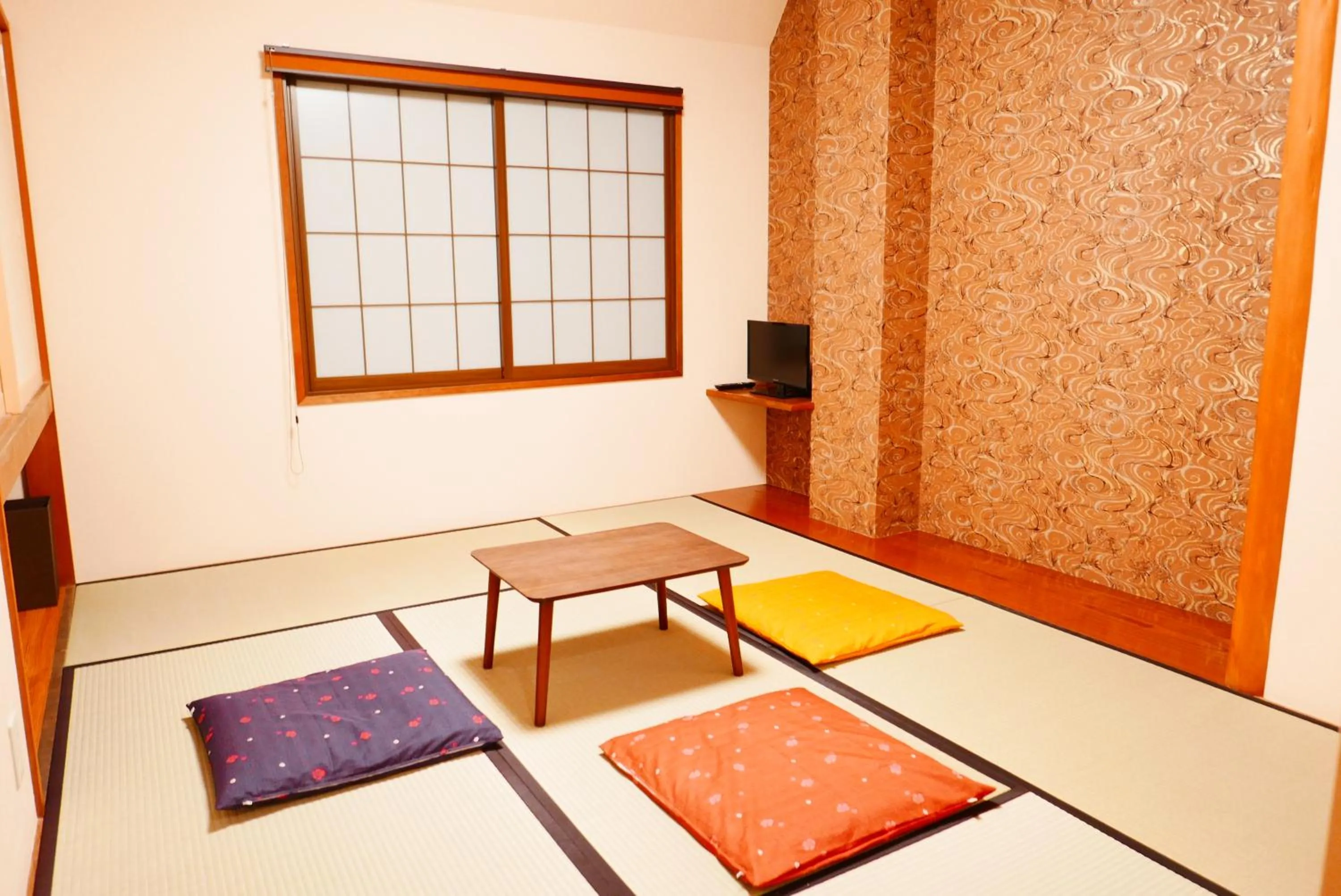 Photo of the whole room in K's House Takayama Oasis [2nd K's Hostel]