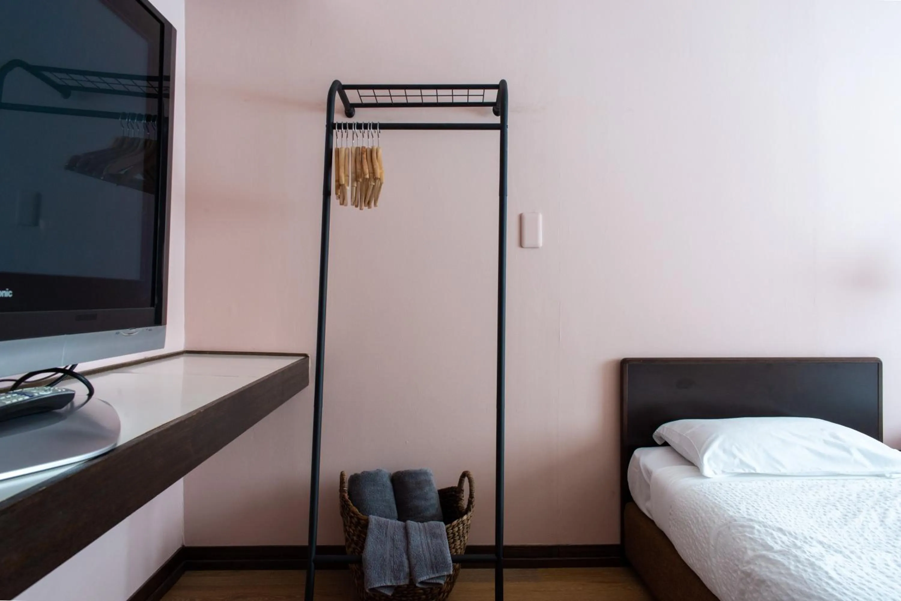 Bedroom in White Rose Inn