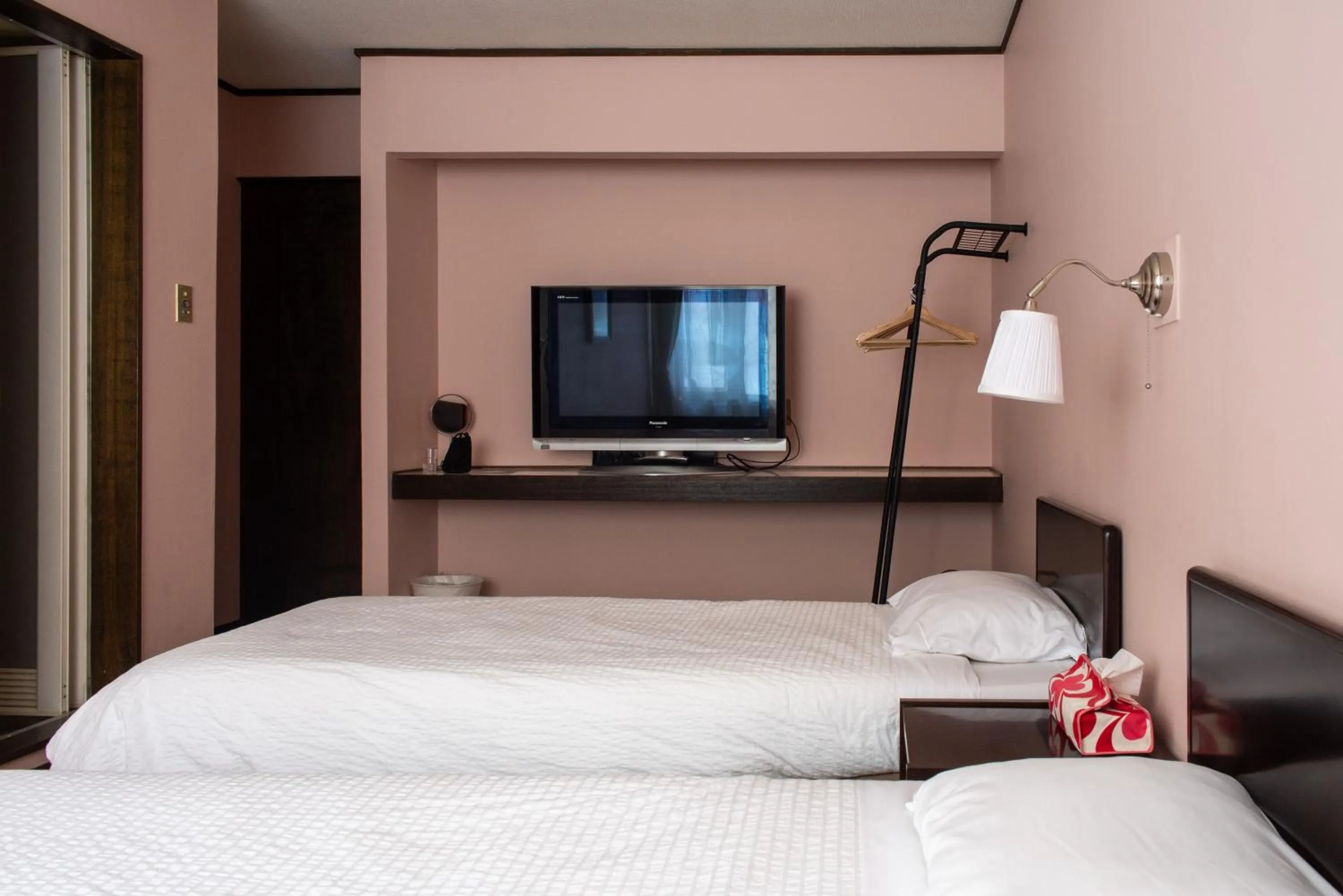 Bedroom in White Rose Inn