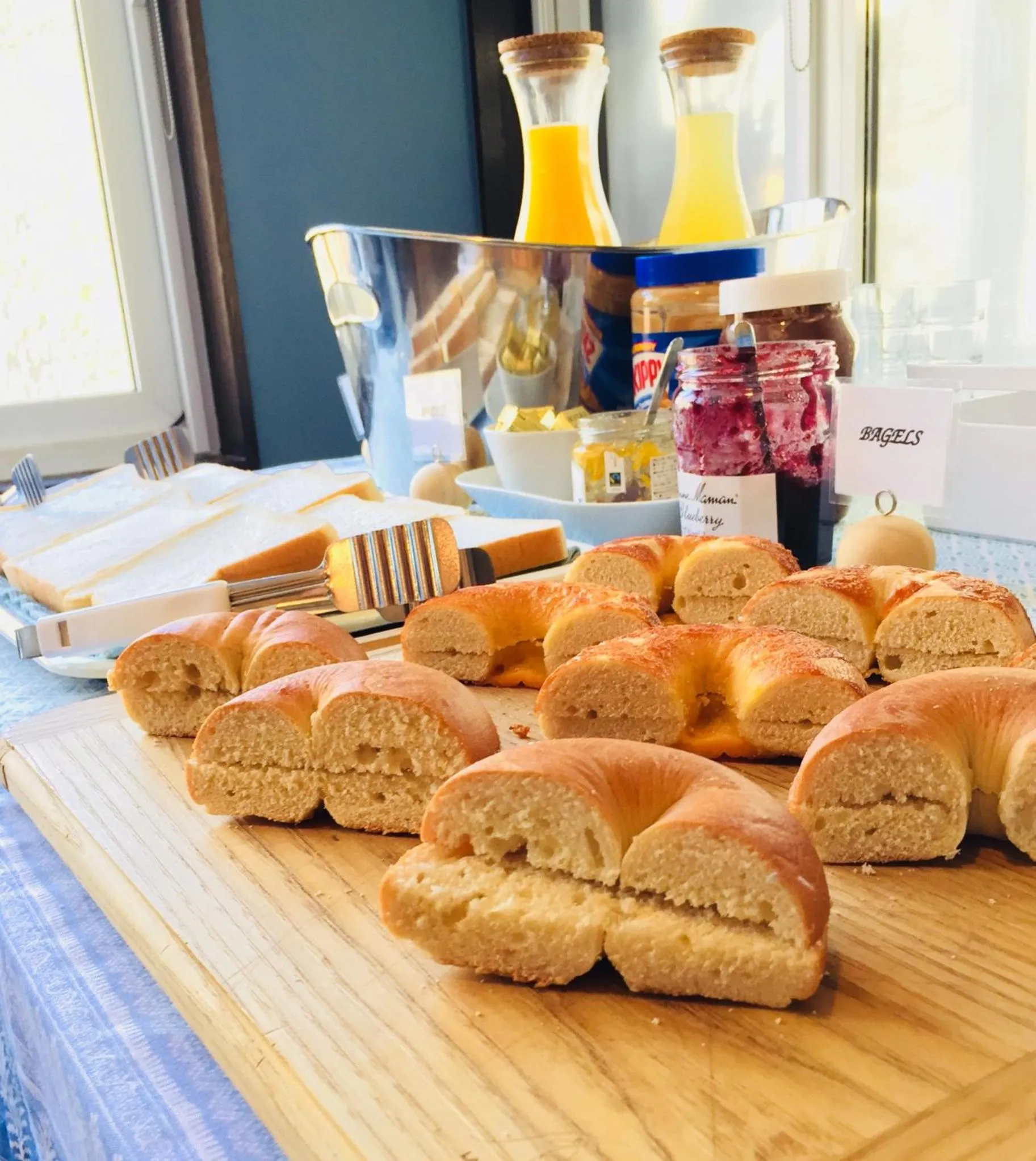 Breakfast in White Rose Inn