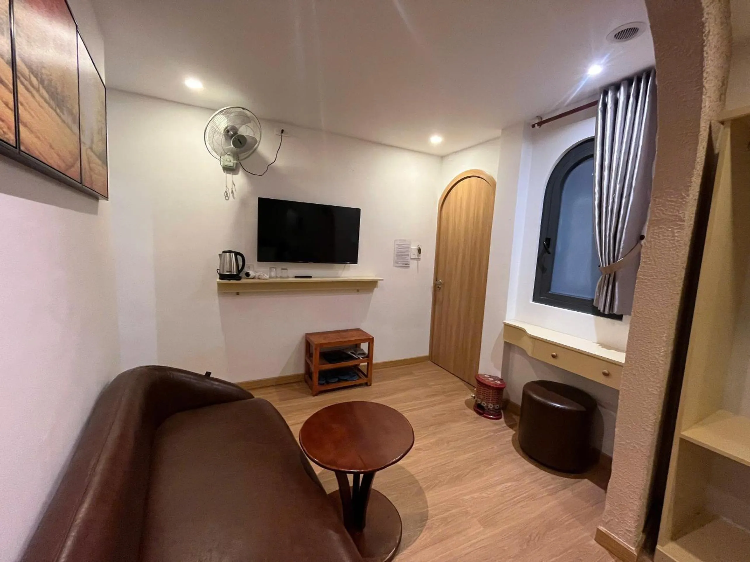 TV and multimedia in Tuyết Mai Hotel