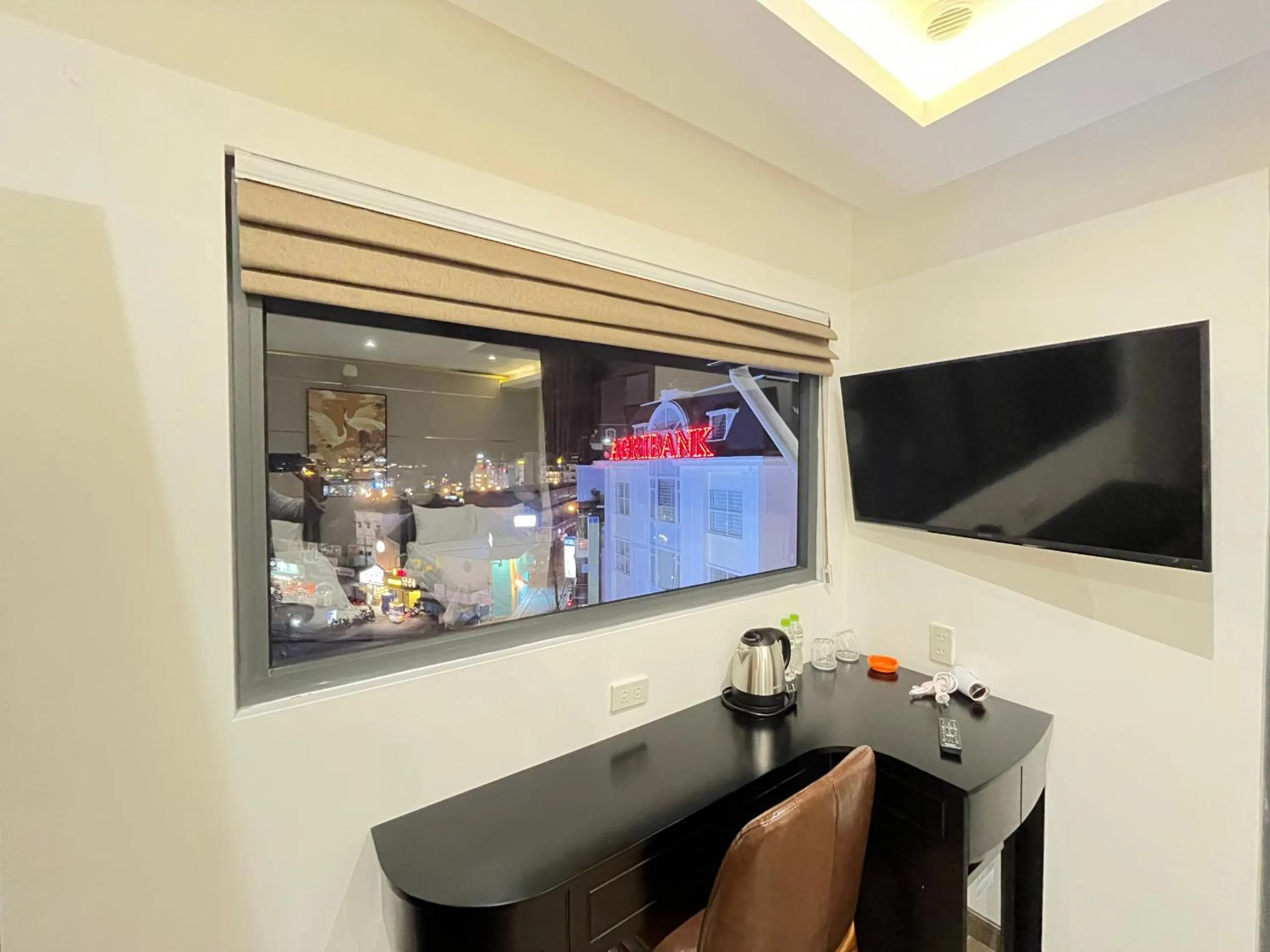 TV and multimedia in Tuyết Mai Hotel