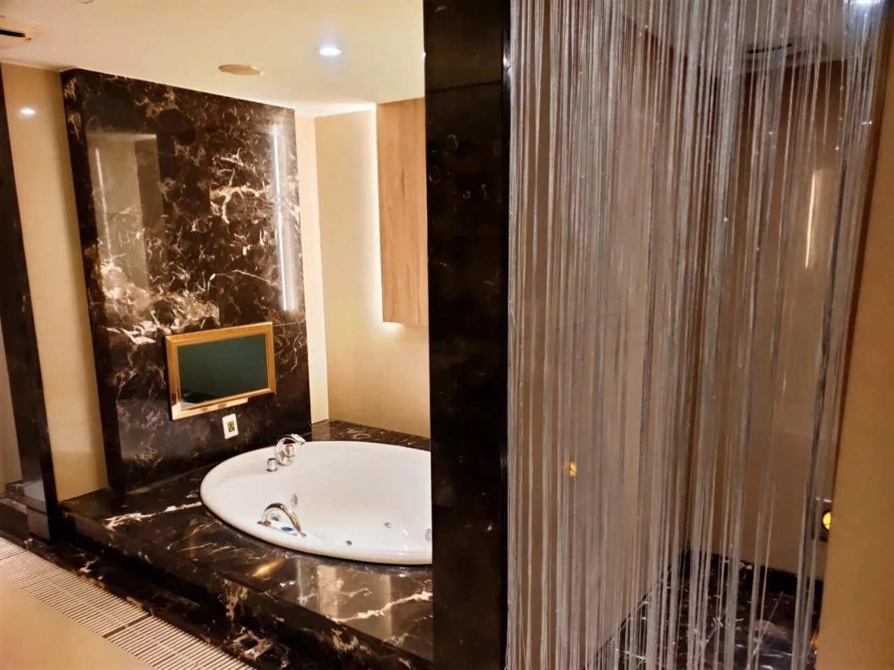 Bathroom in Discovery Motel - Nangang臺北市旅館349-2號